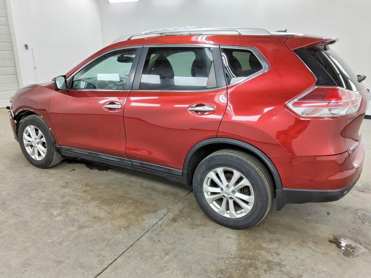 2015 Nissan Rogue Sv Red vin: 5N1AT2MV1FC834326