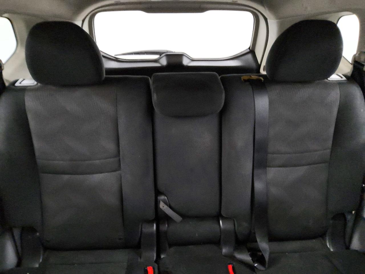 2015 Nissan Rogue Sv Red vin: 5N1AT2MV1FC834326