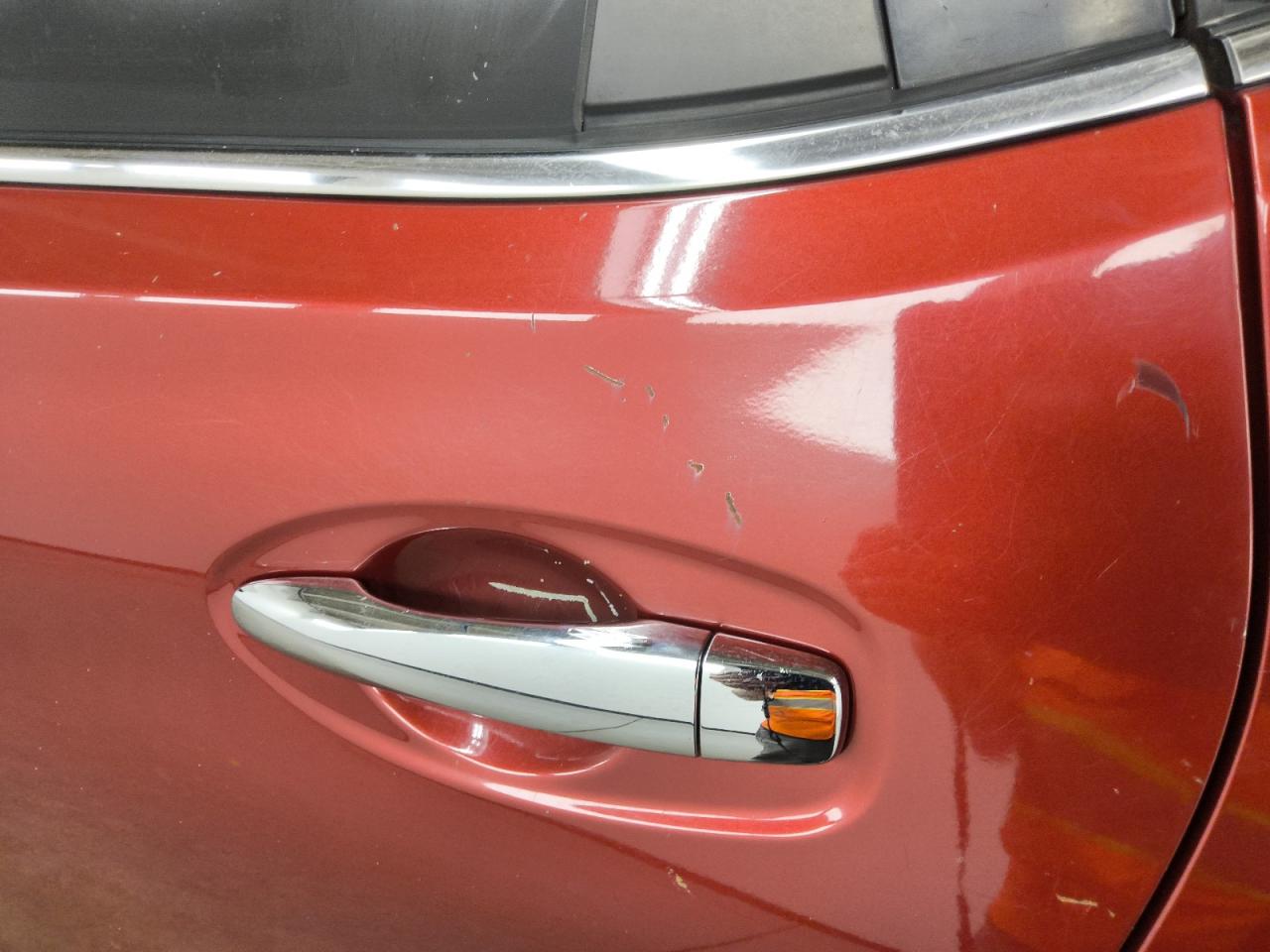 2015 Nissan Rogue Sv Red vin: 5N1AT2MV1FC834326 Damage: Left Rear Door, Heavy Scratch, 3 To 4 Inches