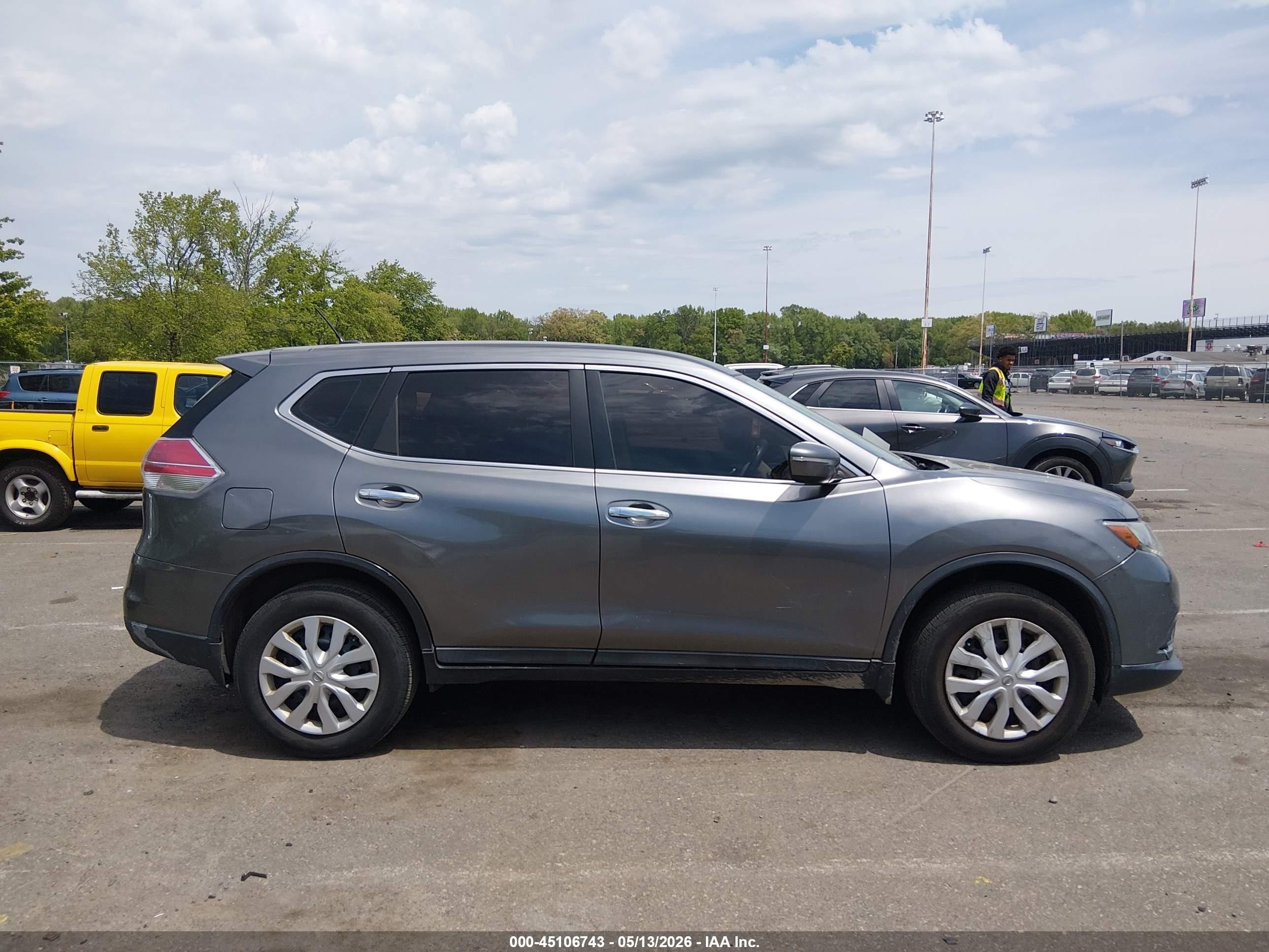 2015 Nissan Rogue S Gray vin: 5N1AT2MV1FC873420