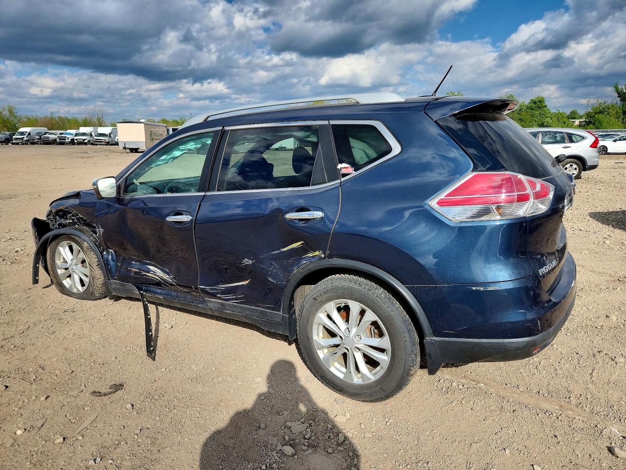 2015 Nissan Rogue Sv Blue vin: 5N1AT2MV1FC876463