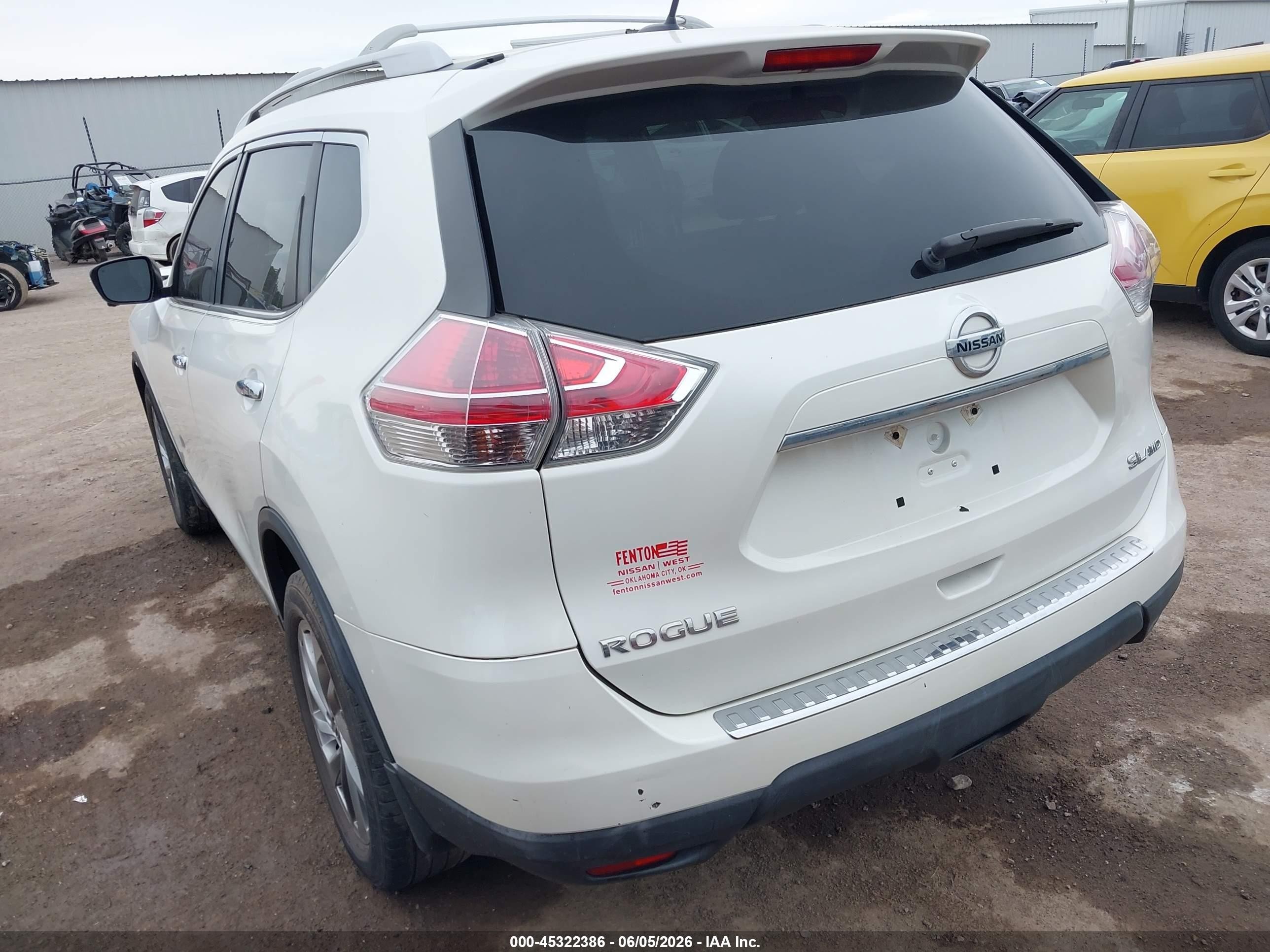 2015 Nissan Rogue Sl Белый vin: 5N1AT2MV1FC914581