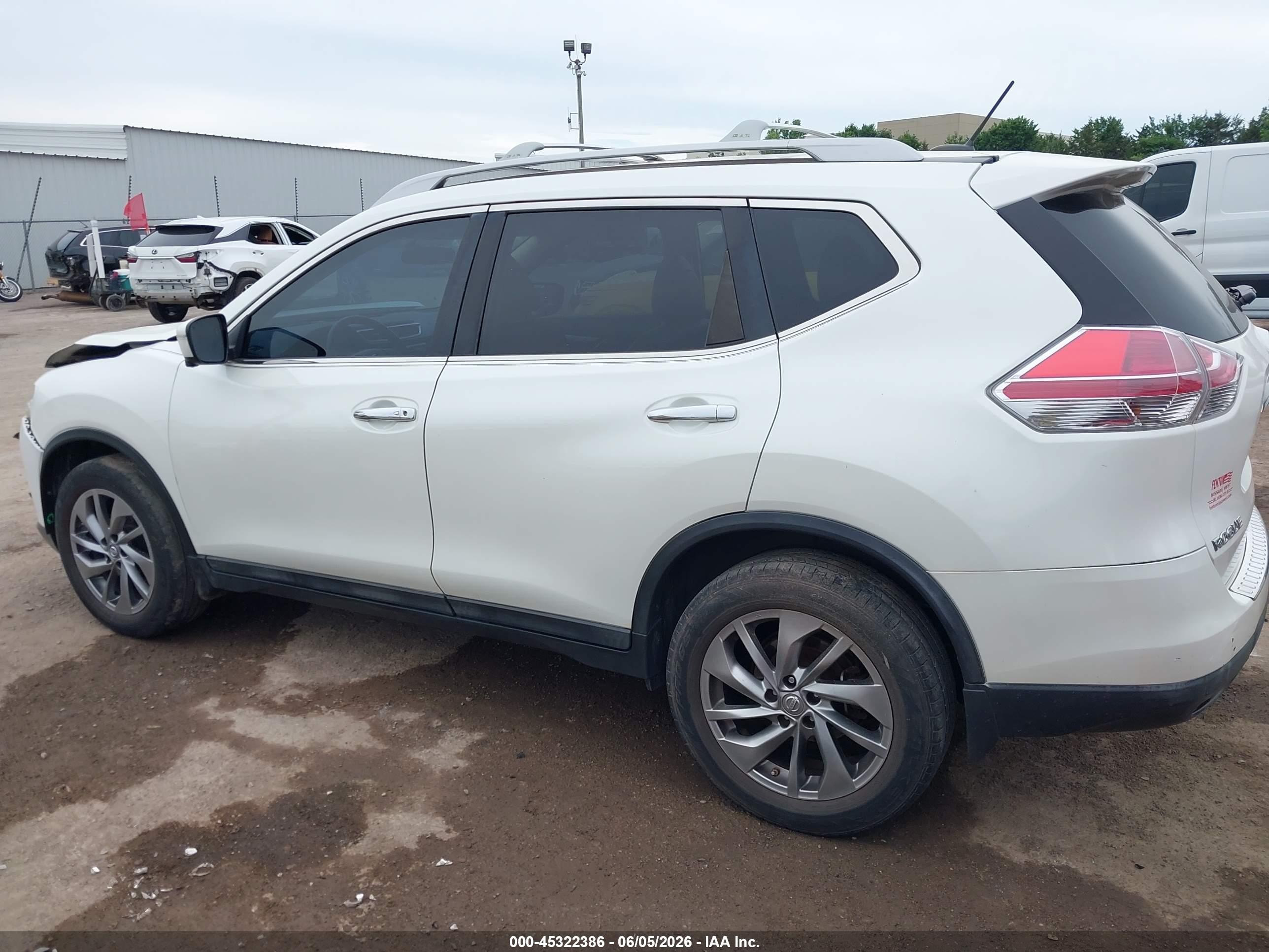 2015 Nissan Rogue Sl Белый vin: 5N1AT2MV1FC914581