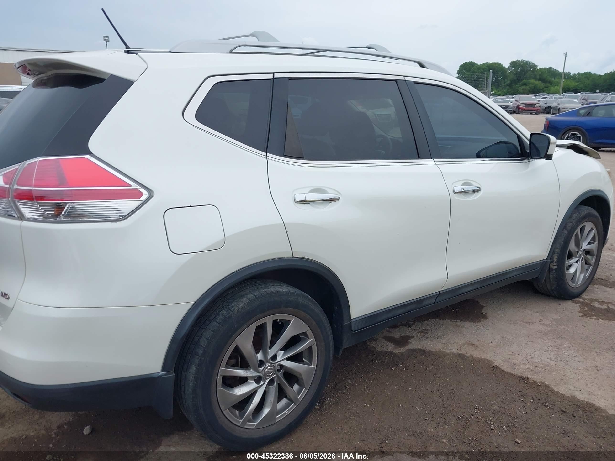 2015 Nissan Rogue Sl Белый vin: 5N1AT2MV1FC914581