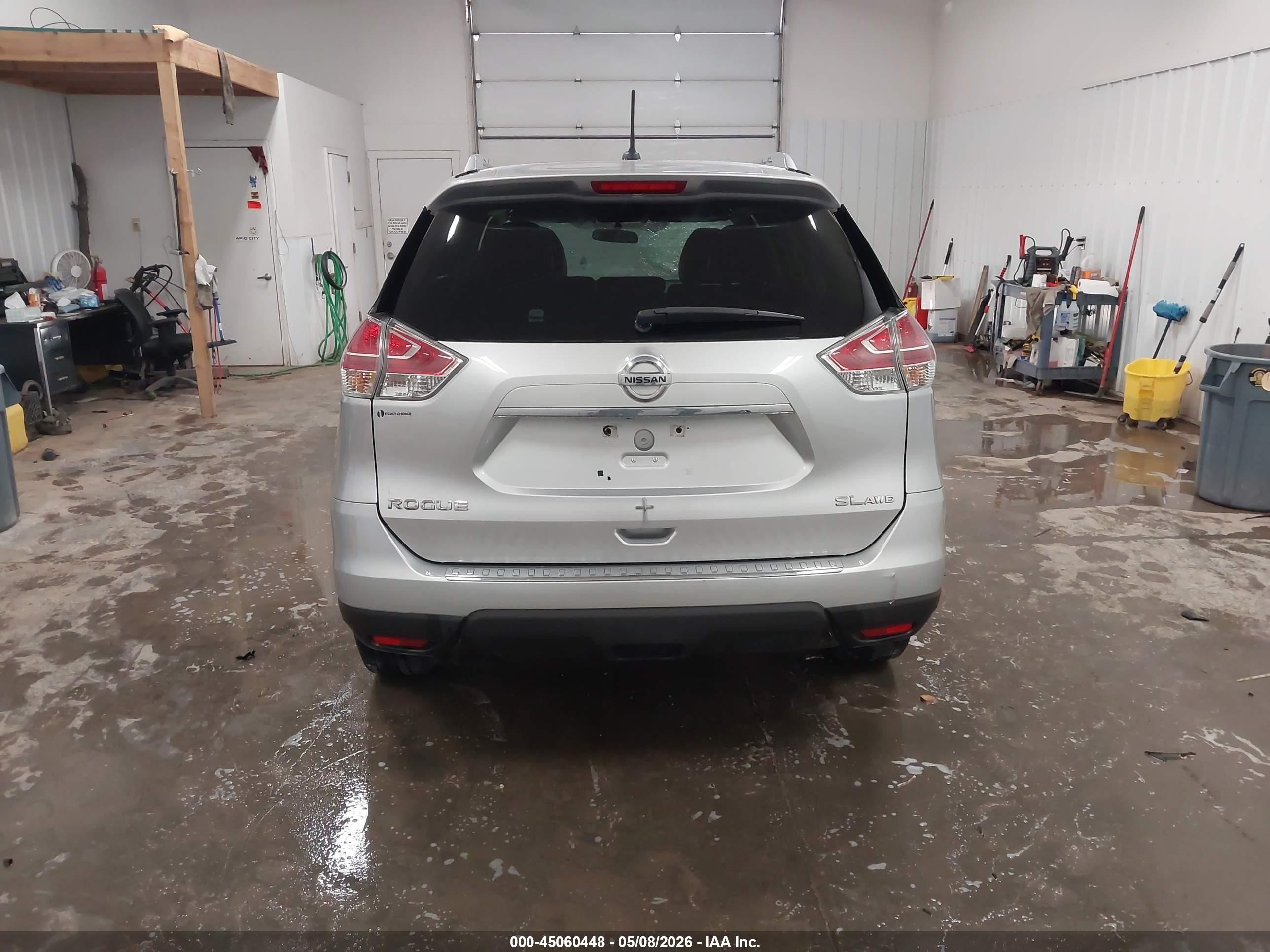 2016 Nissan Rogue Sl Серебряный vin: 5N1AT2MV1GC861530