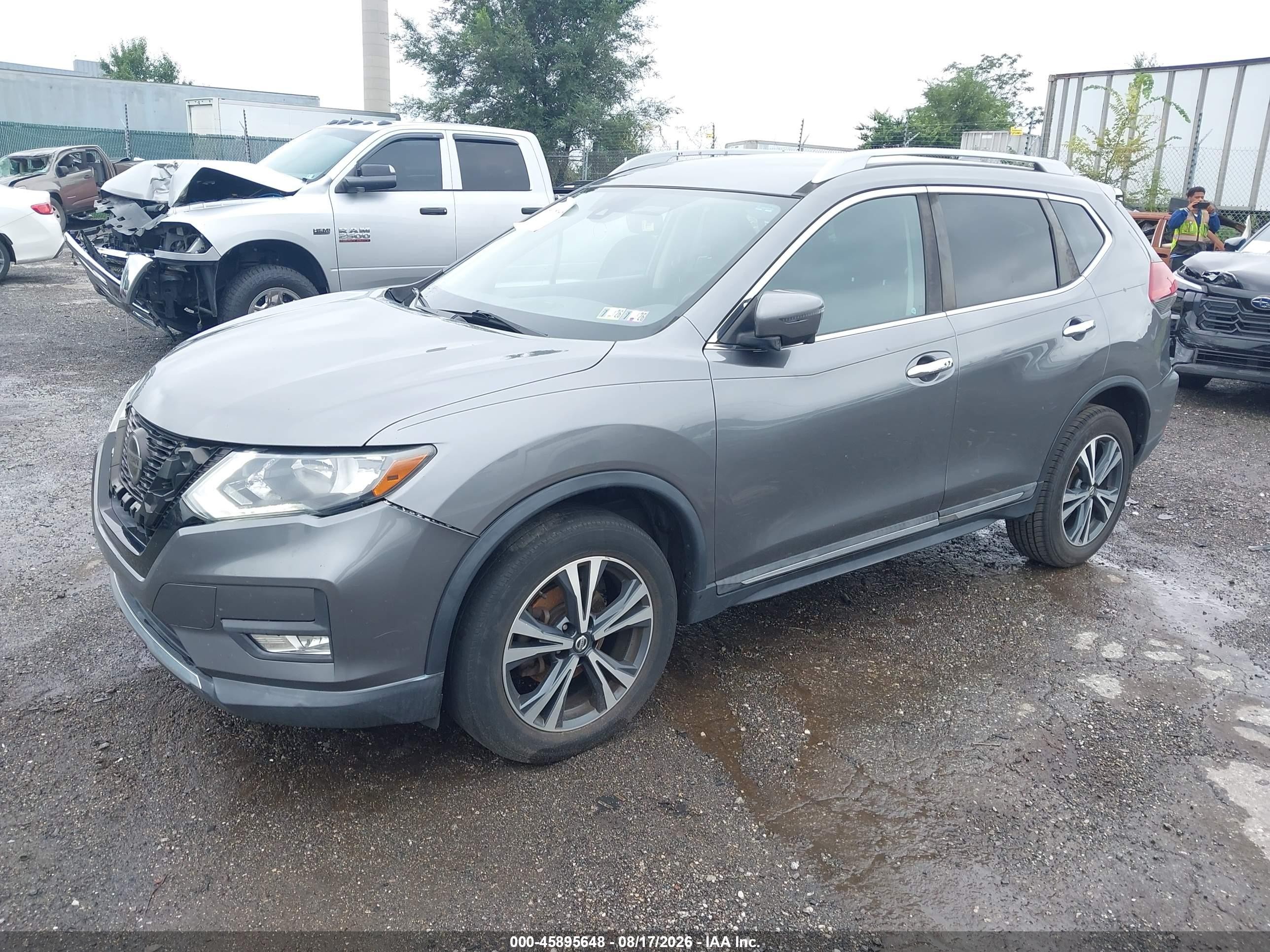 2018 Nissan Rogue Sl Gray vin: 5N1AT2MV1JC729391