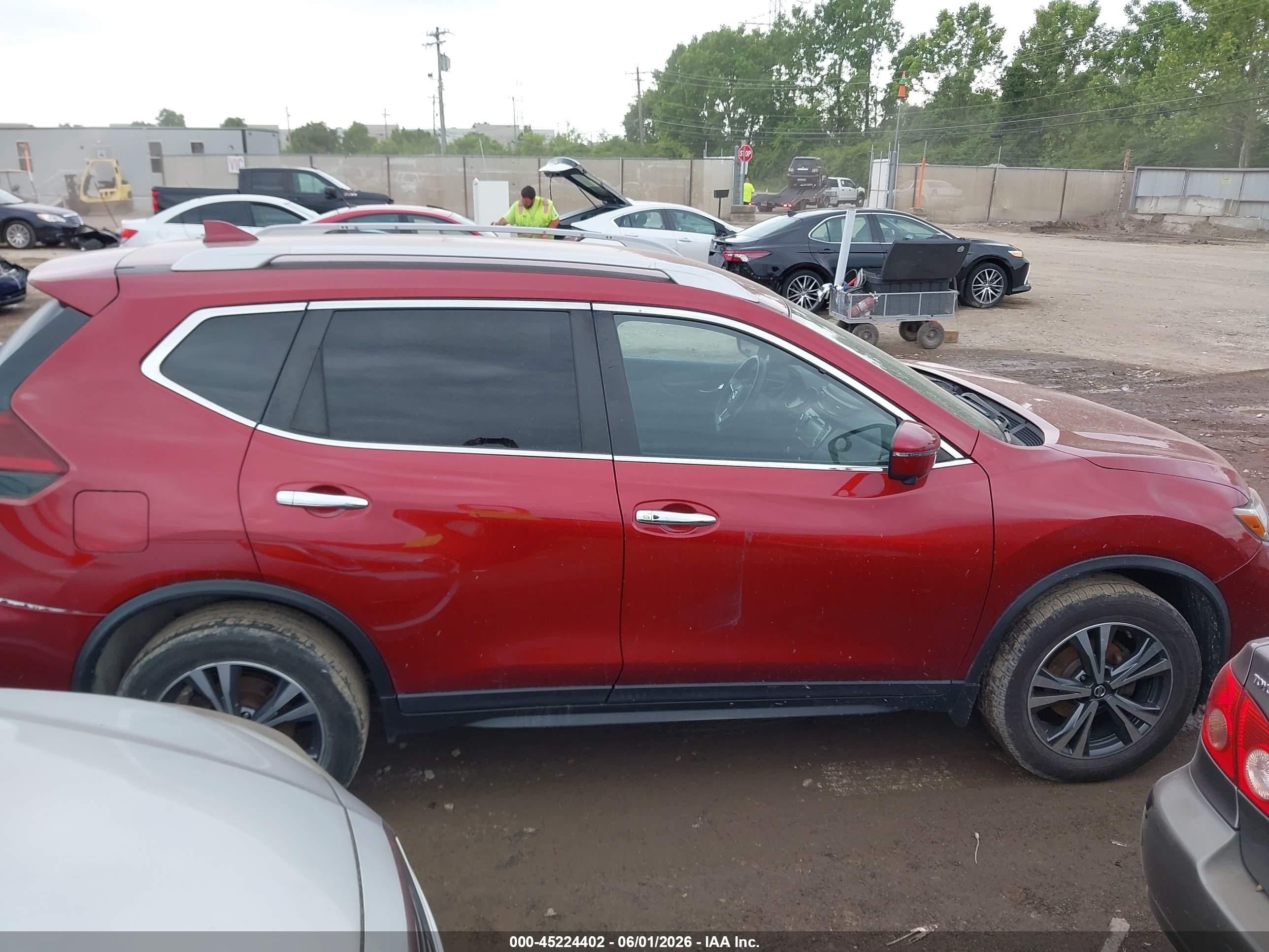 2019 Nissan Rogue Sv Red vin: 5N1AT2MV1KC790502
