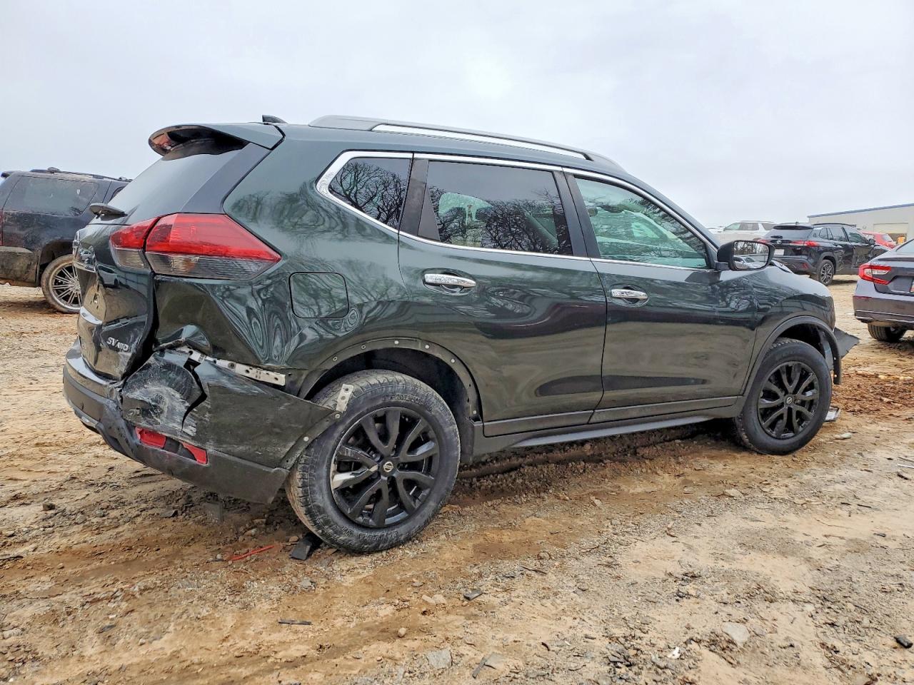 2020 Nissan Rogue S Зеленый vin: 5N1AT2MV1LC702355