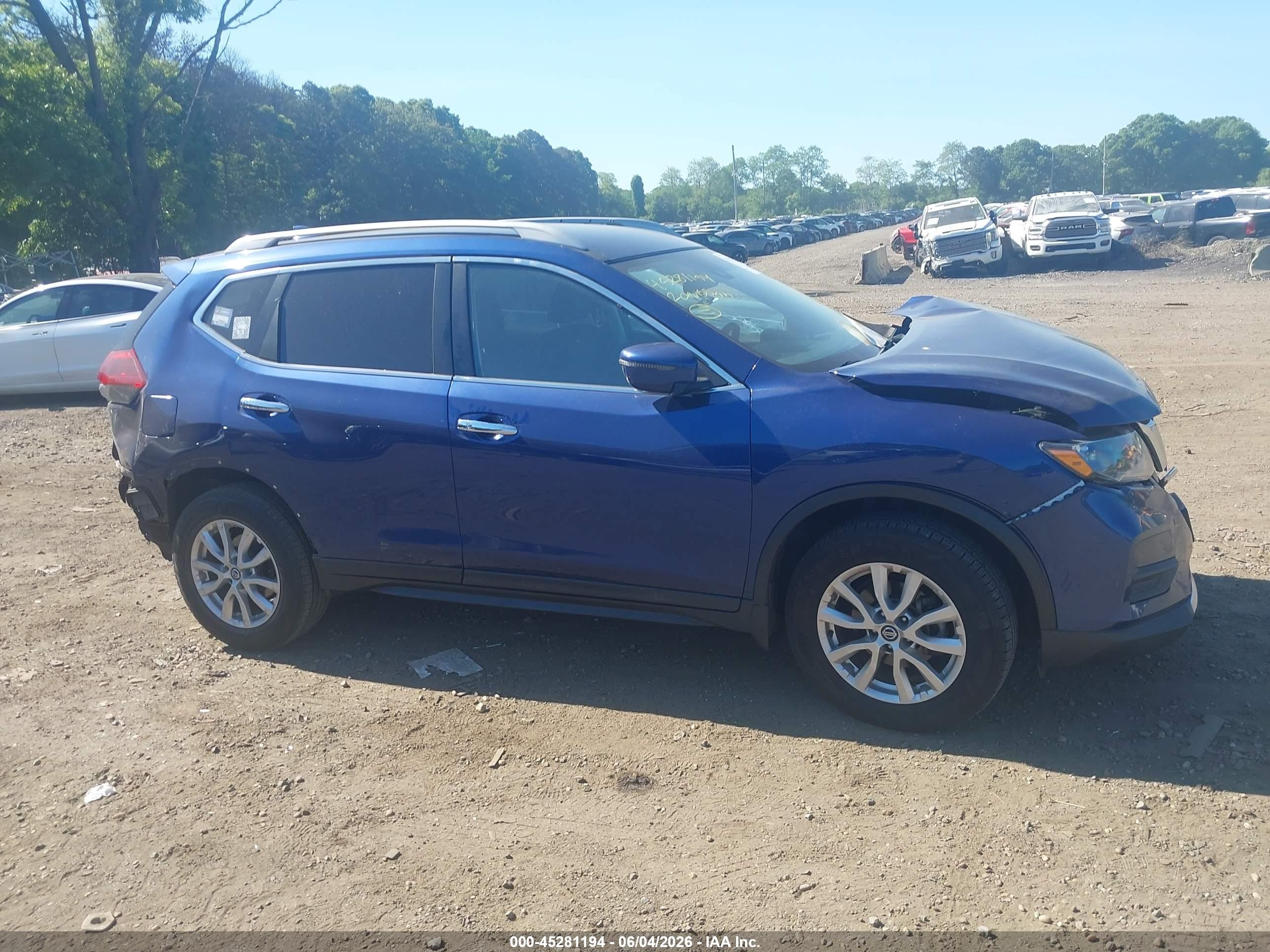 2020 Nissan Rogue Sv Intelligent Awd Blue vin: 5N1AT2MV1LC813956