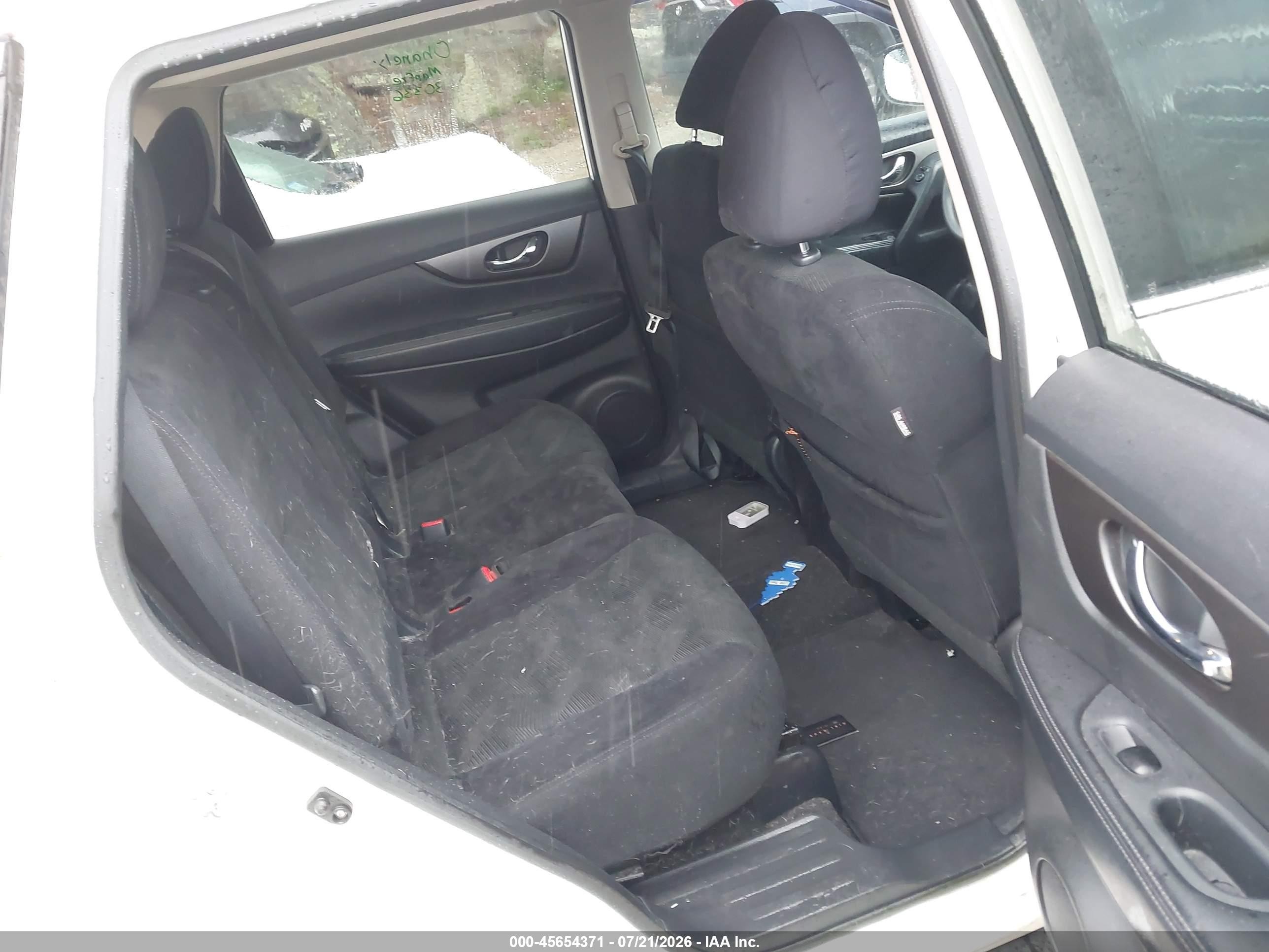 2014 Nissan Rogue Sv White vin: 5N1AT2MV2EC754399