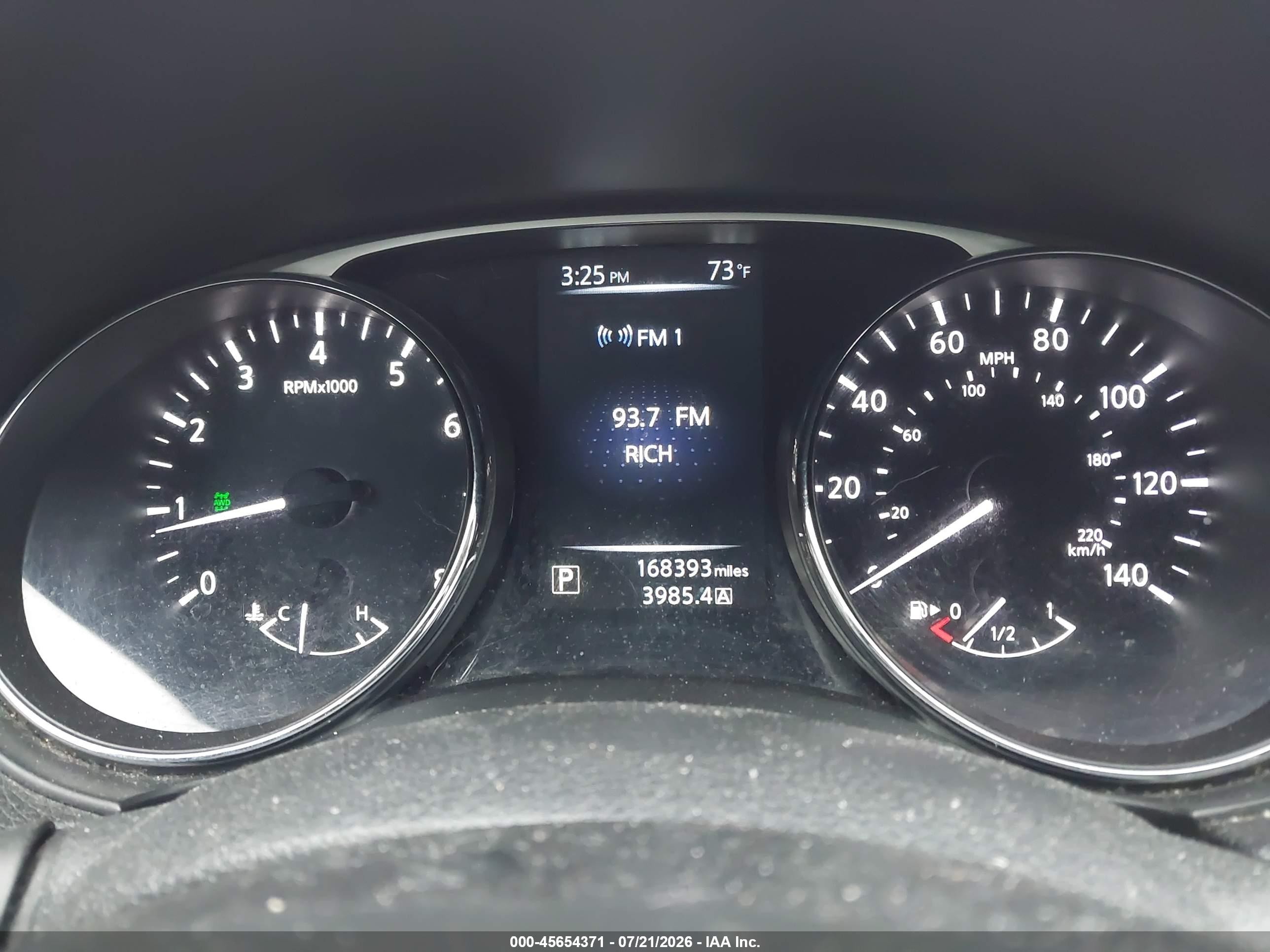 2014 Nissan Rogue Sv White vin: 5N1AT2MV2EC754399