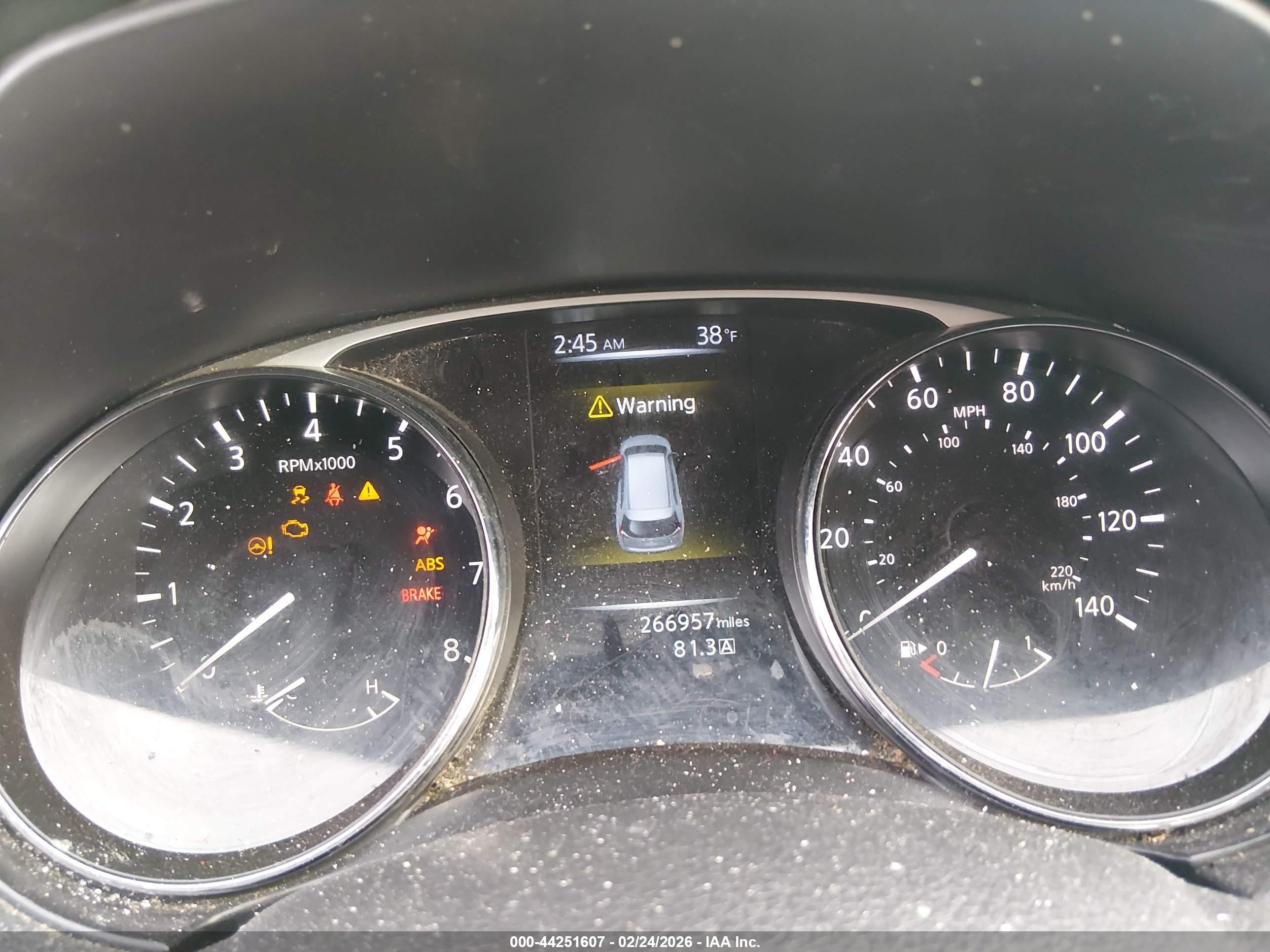 2014 Nissan Rogue Sv Белый vin: 5N1AT2MV2EC787127