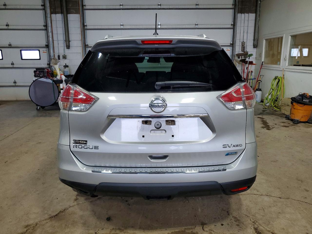 2014 Nissan Rogue Sv Silver vin: 5N1AT2MV2EC788956