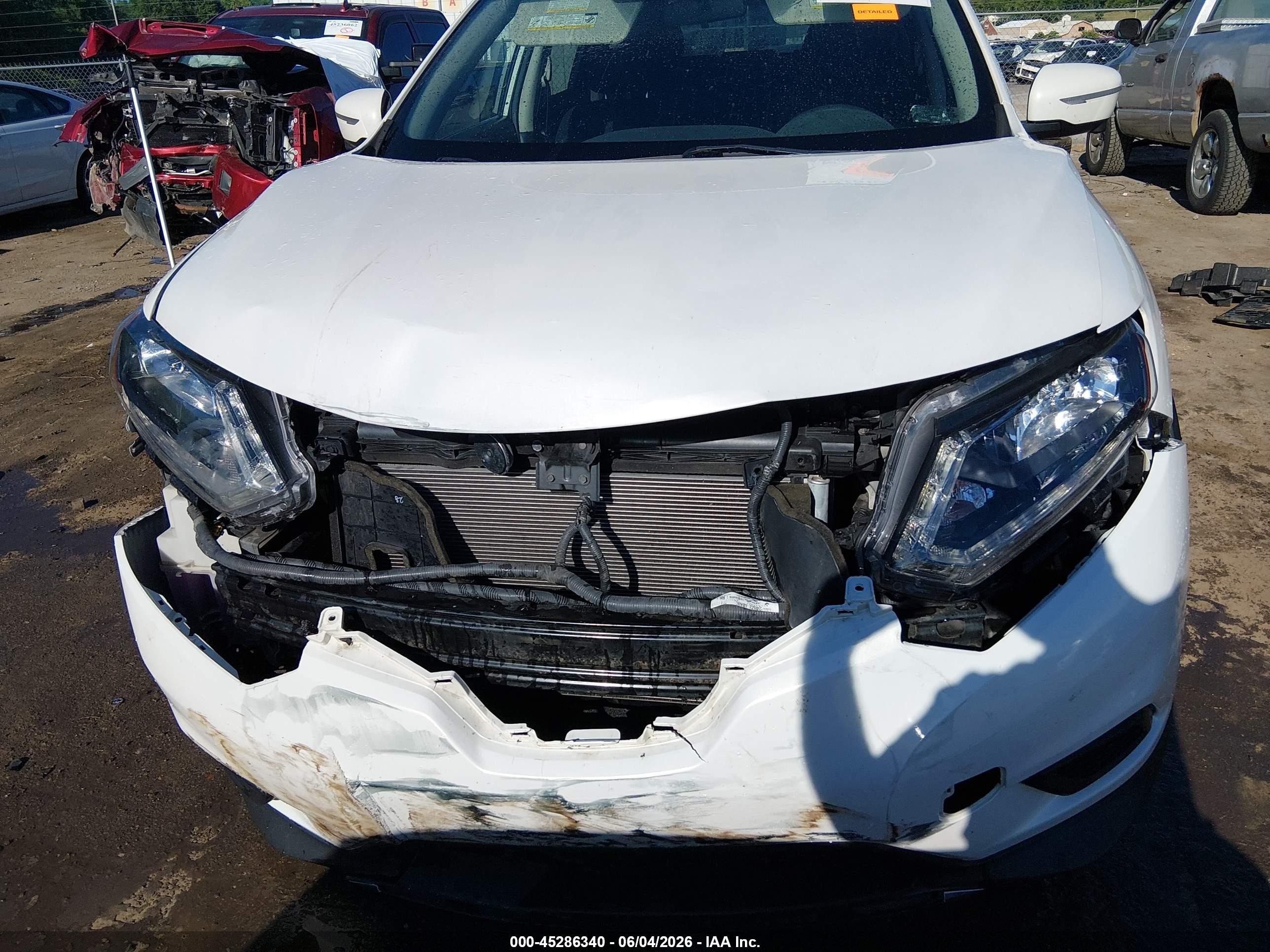 2014 Nissan Rogue Sv White vin: 5N1AT2MV2EC789430