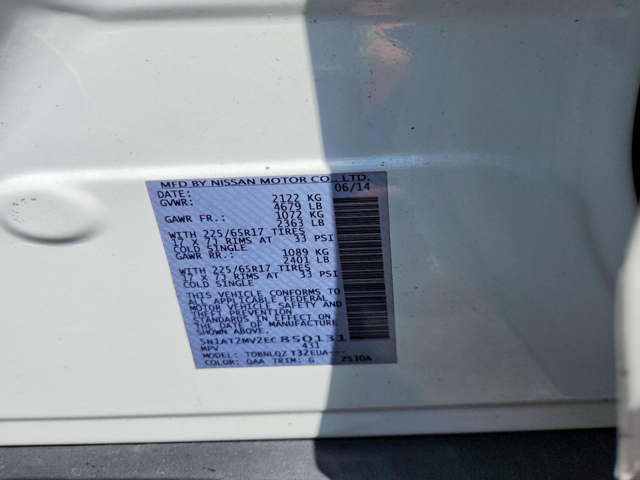 2014 Nissan Rogue Sv White vin: 5N1AT2MV2EC850131