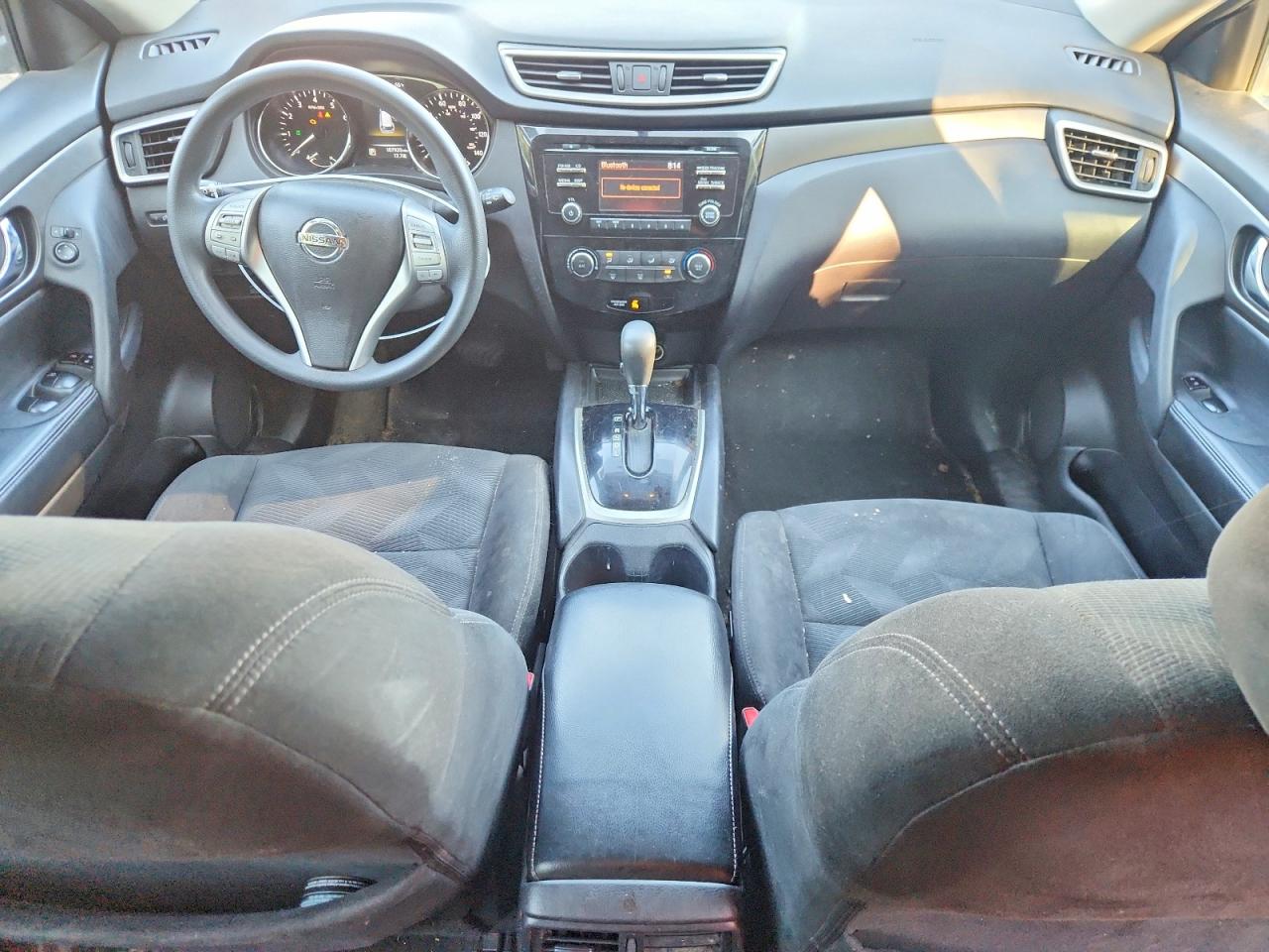 2014 Nissan Rogue S Silver vin: 5N1AT2MV2EC863669