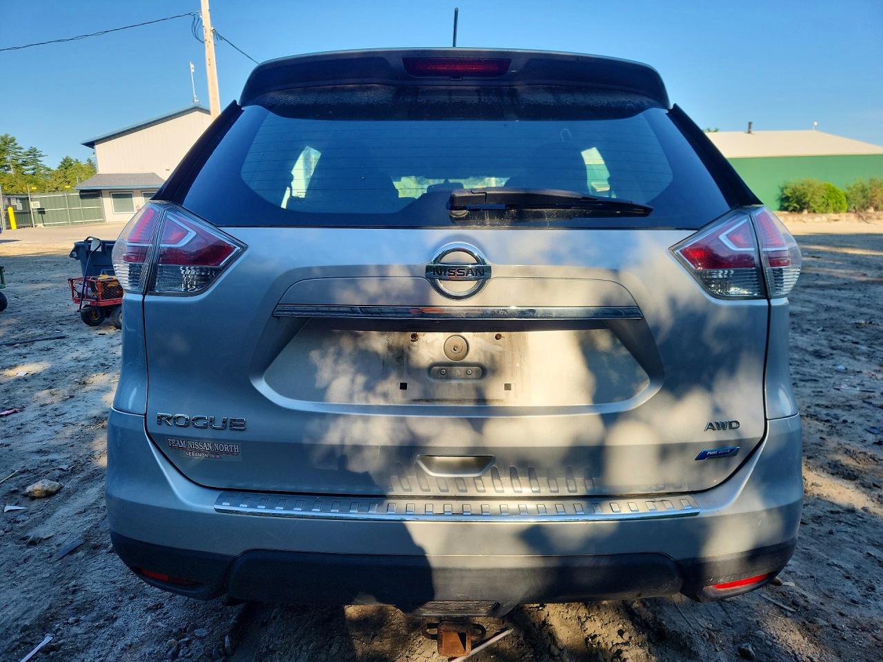 2014 Nissan Rogue S Silver vin: 5N1AT2MV2EC863669
