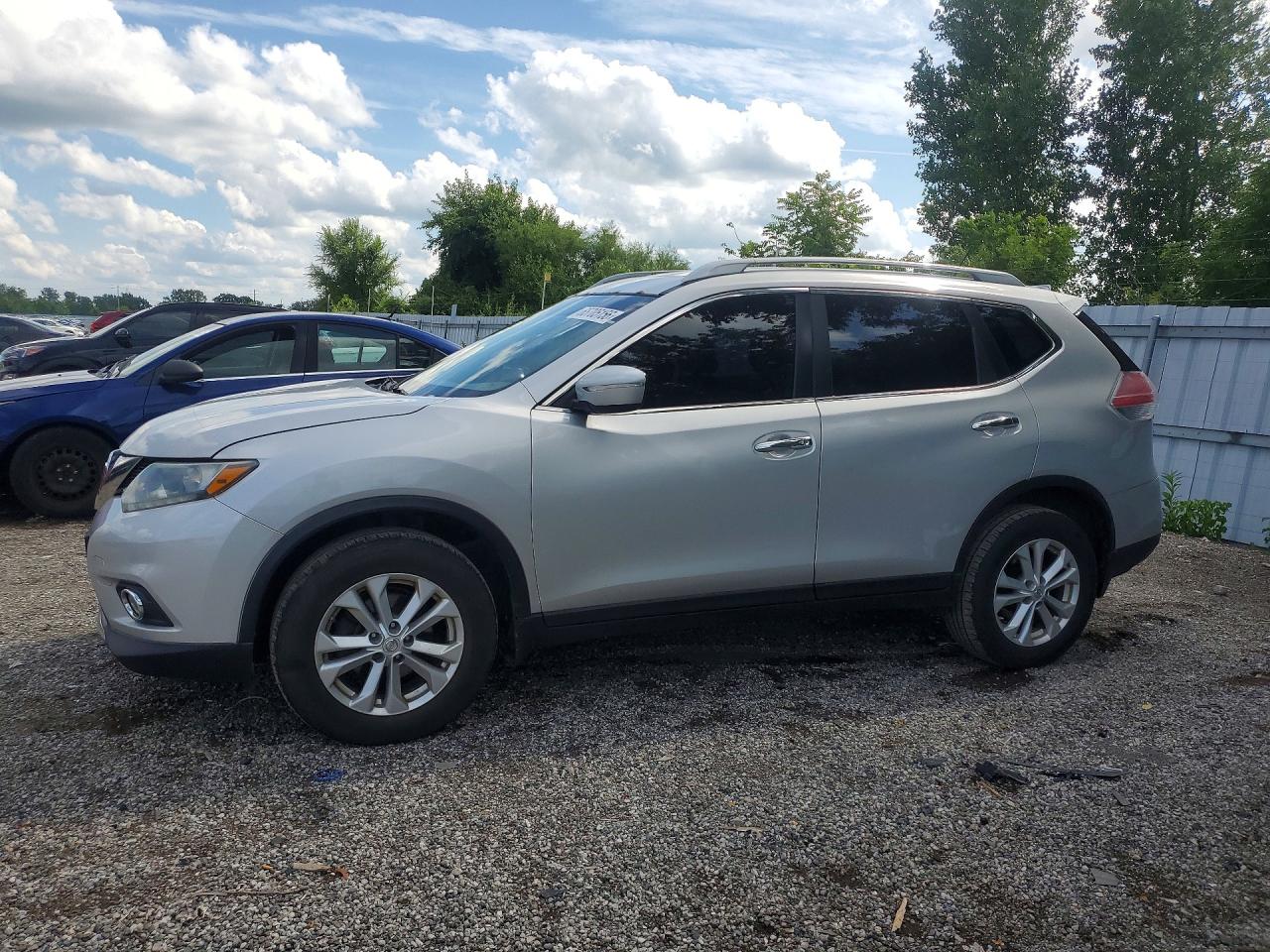 2015 Nissan Rogue S Silver vin: 5N1AT2MV2FC750998