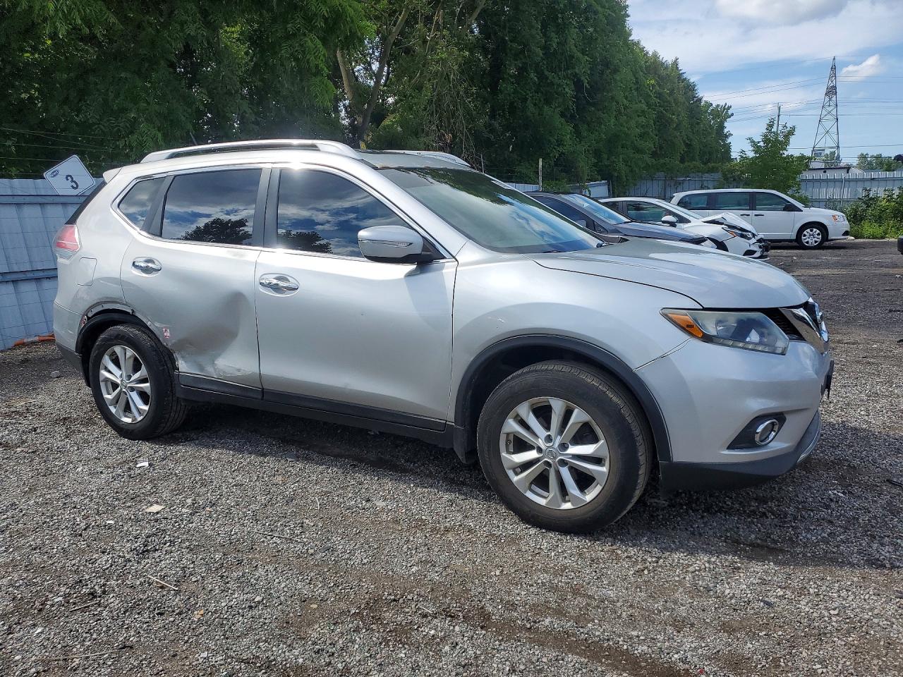2015 Nissan Rogue S Silver vin: 5N1AT2MV2FC750998