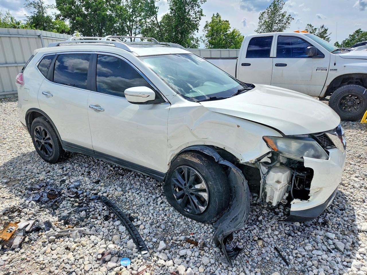 2015 Nissan Rogue S White vin: 5N1AT2MV2FC764058