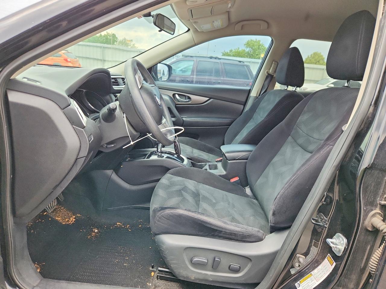 2015 Nissan Rogue Sv Черный vin: 5N1AT2MV2FC811864