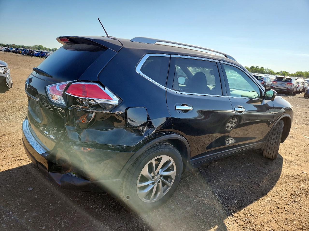 2015 Nissan Rogue Black vin: 5N1AT2MV2FC831113