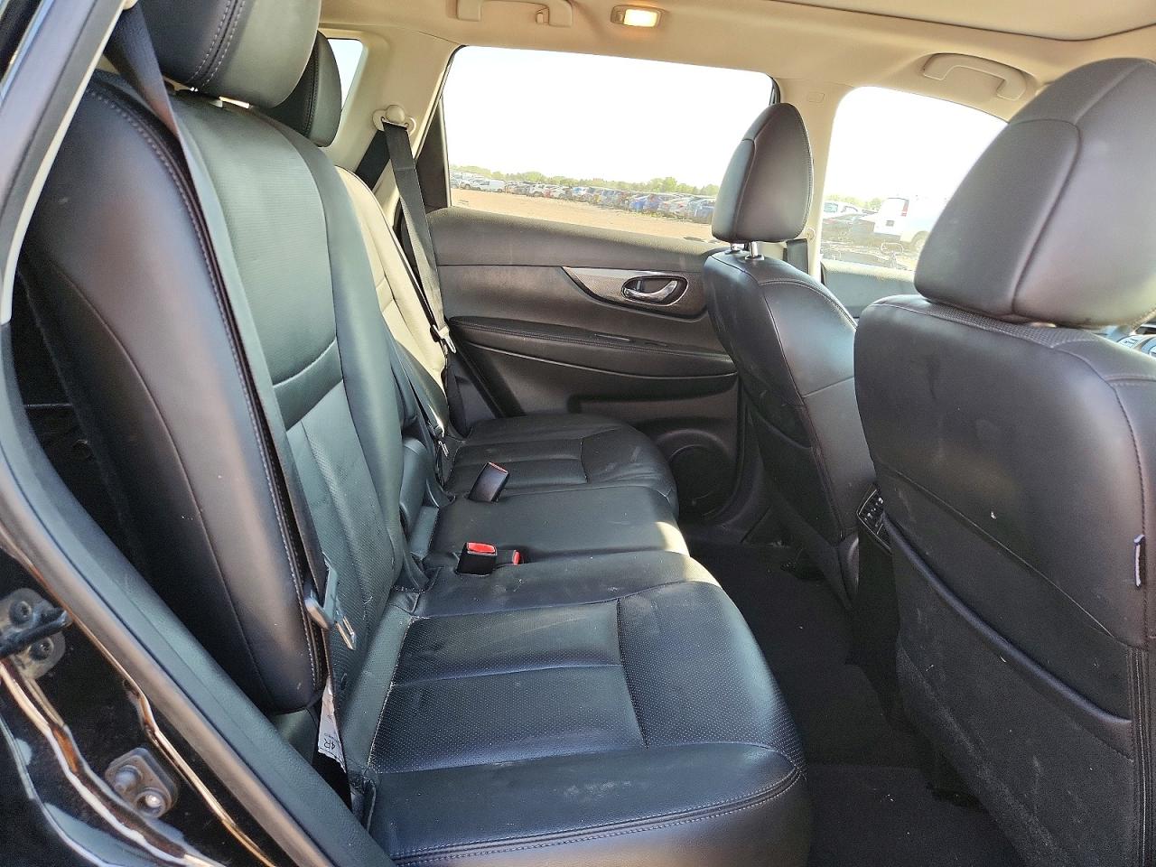 2015 Nissan Rogue Black vin: 5N1AT2MV2FC831113
