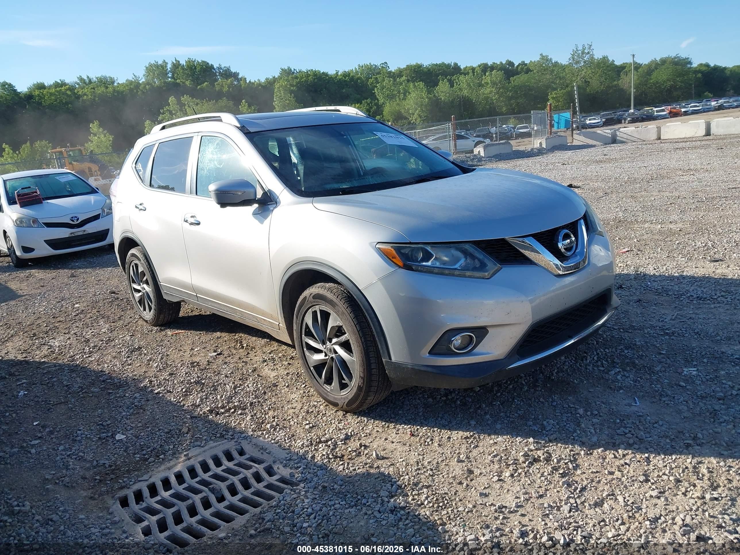 2015 Nissan Rogue Sl Silver vin: 5N1AT2MV2FC833153