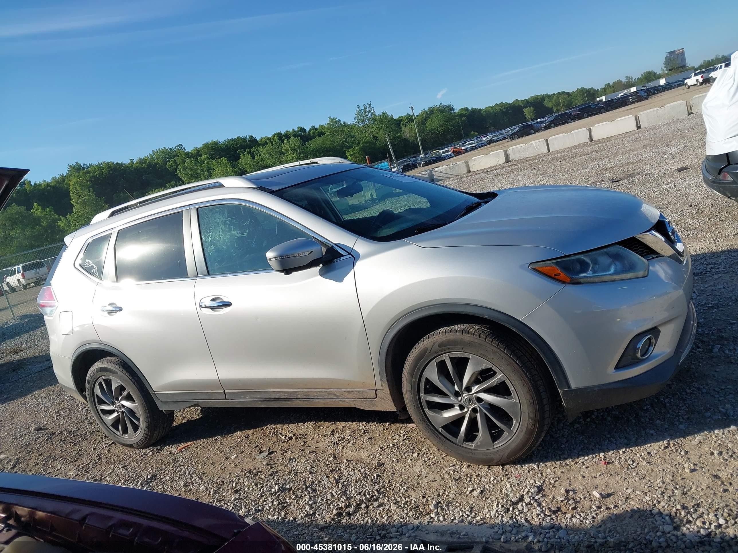 2015 Nissan Rogue Sl Silver vin: 5N1AT2MV2FC833153