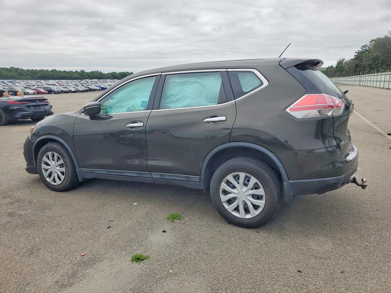 2015 Nissan Rogue S Green vin: 5N1AT2MV2FC907316