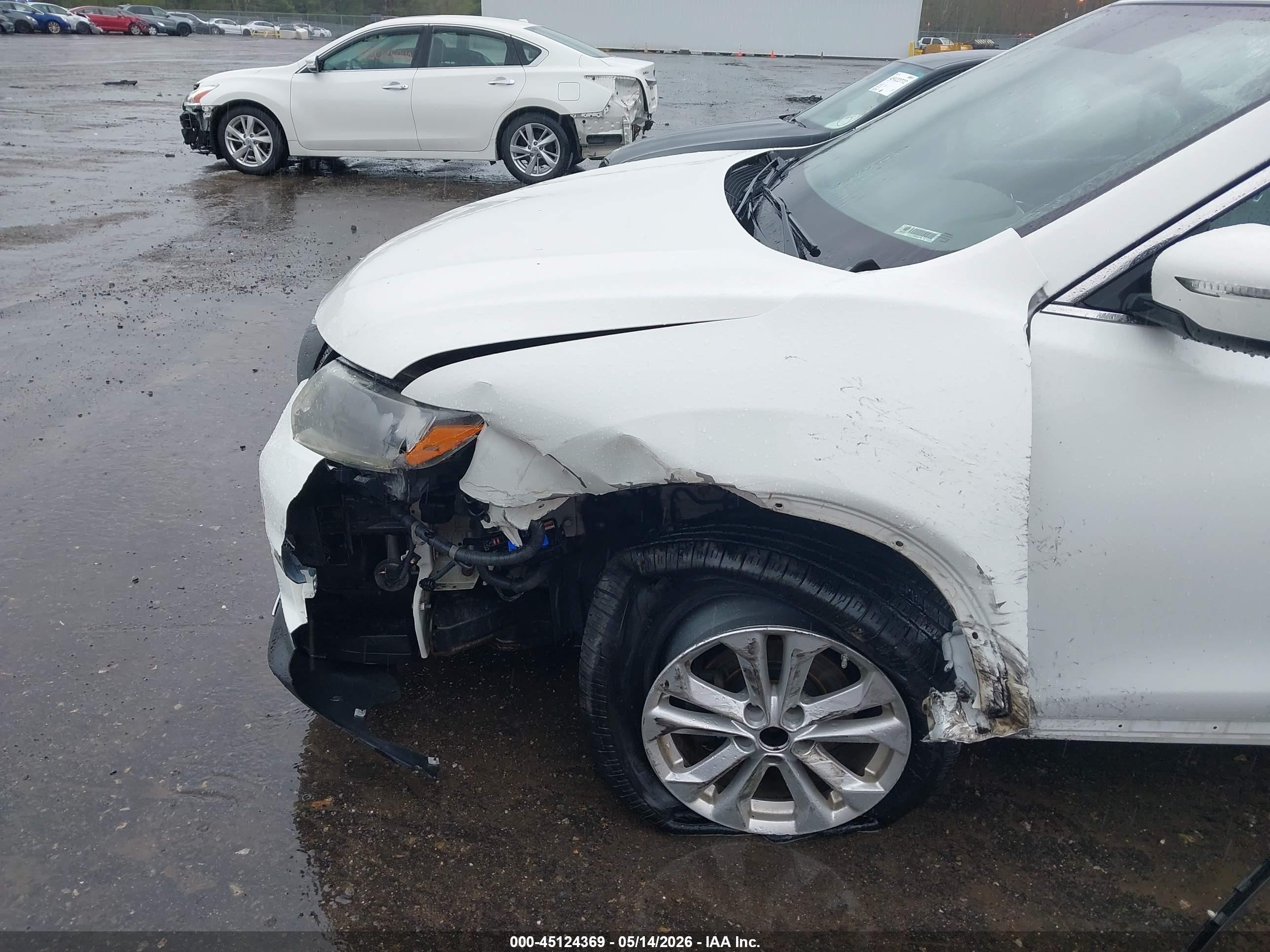2015 Nissan Rogue Sv White vin: 5N1AT2MV2FC916565