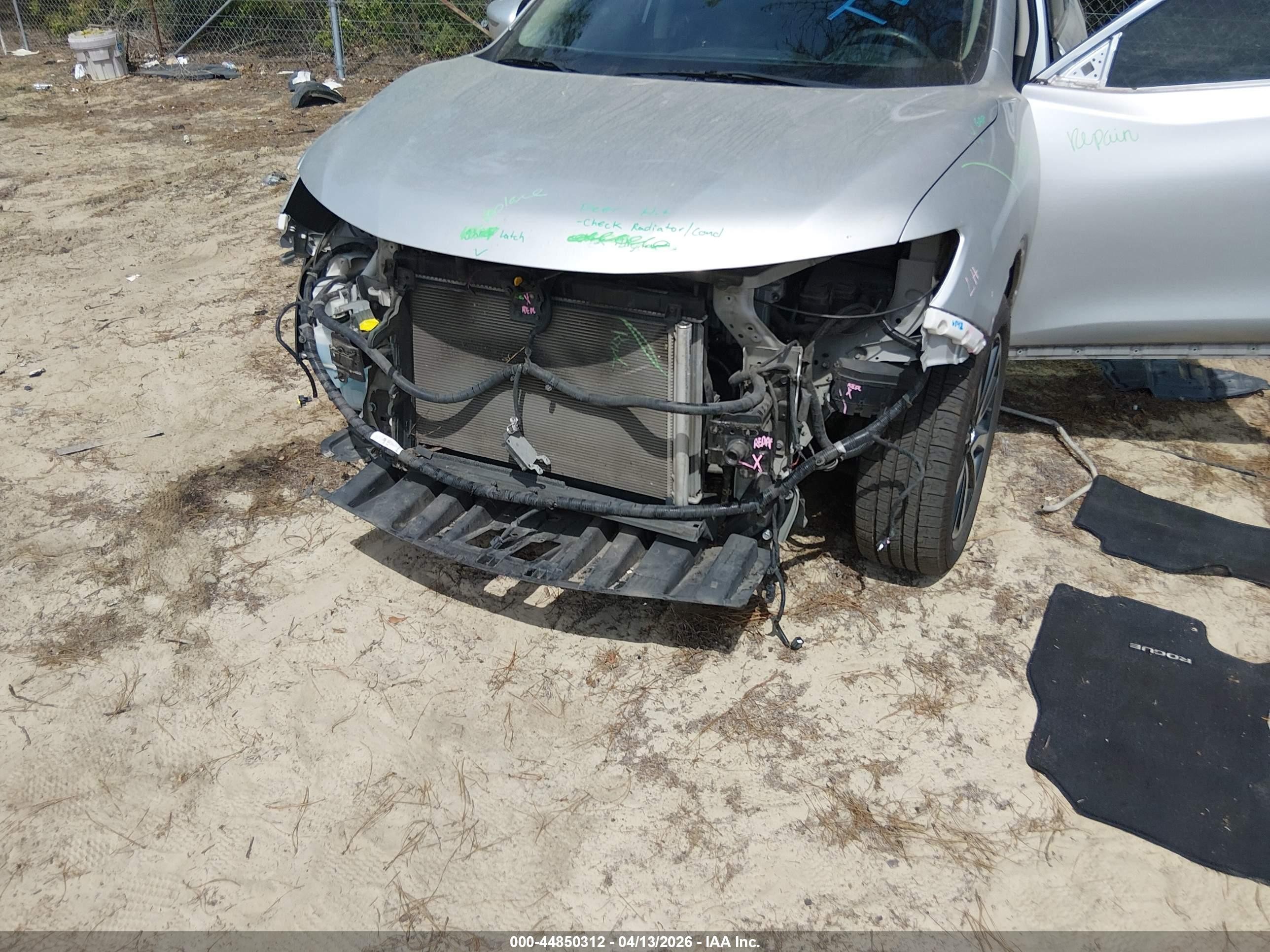 2019 Nissan Rogue Sl Серебряный vin: 5N1AT2MV2KC731104