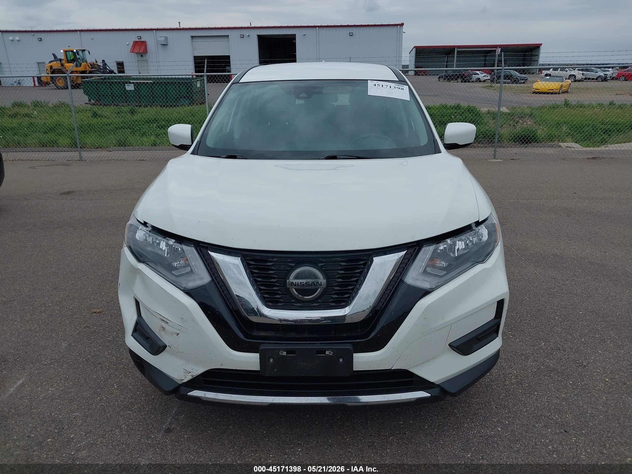 2019 Nissan Rogue S White vin: 5N1AT2MV2KC811356