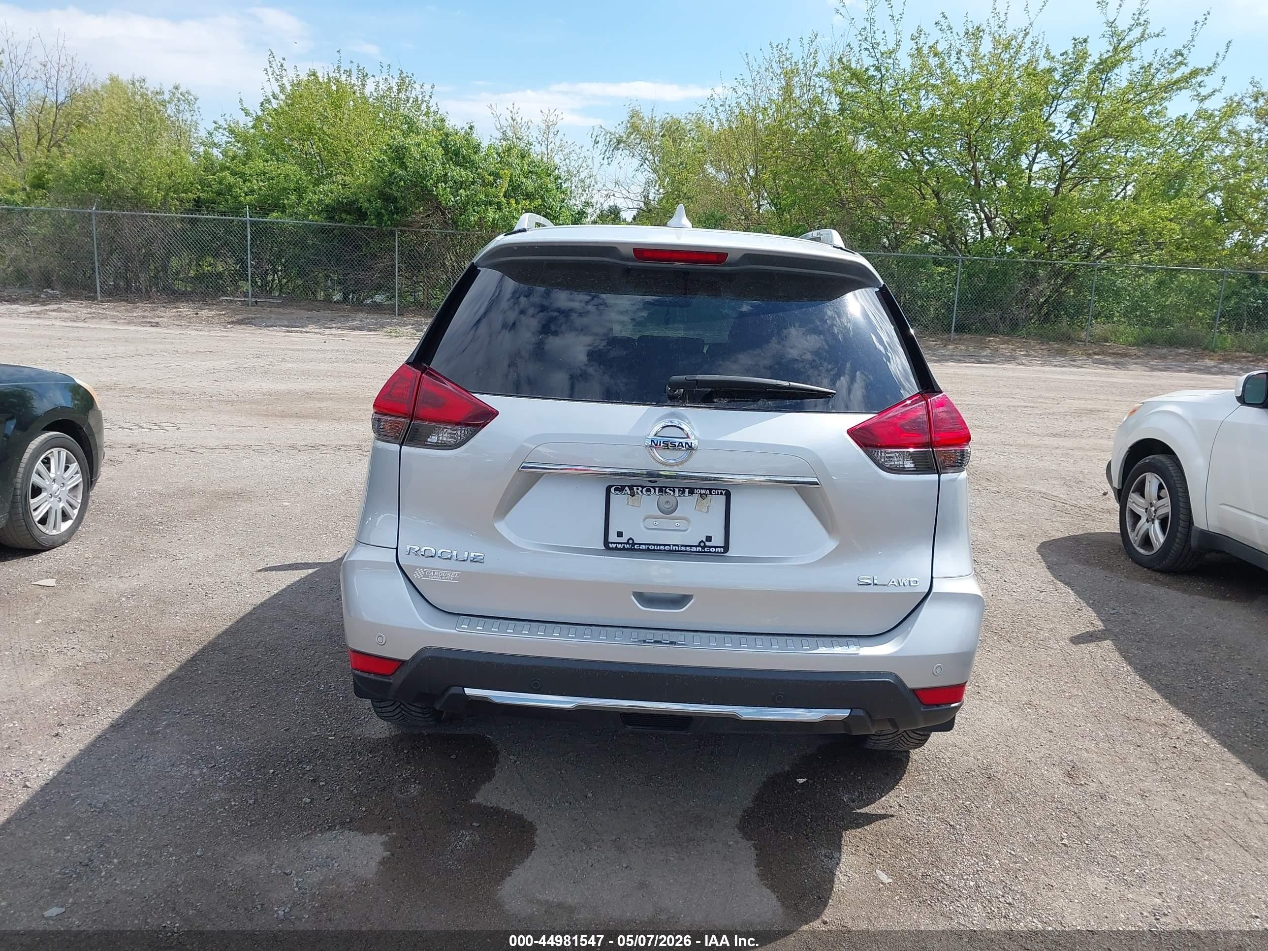2019 Nissan Rogue Sl Silver vin: 5N1AT2MV2KC822292