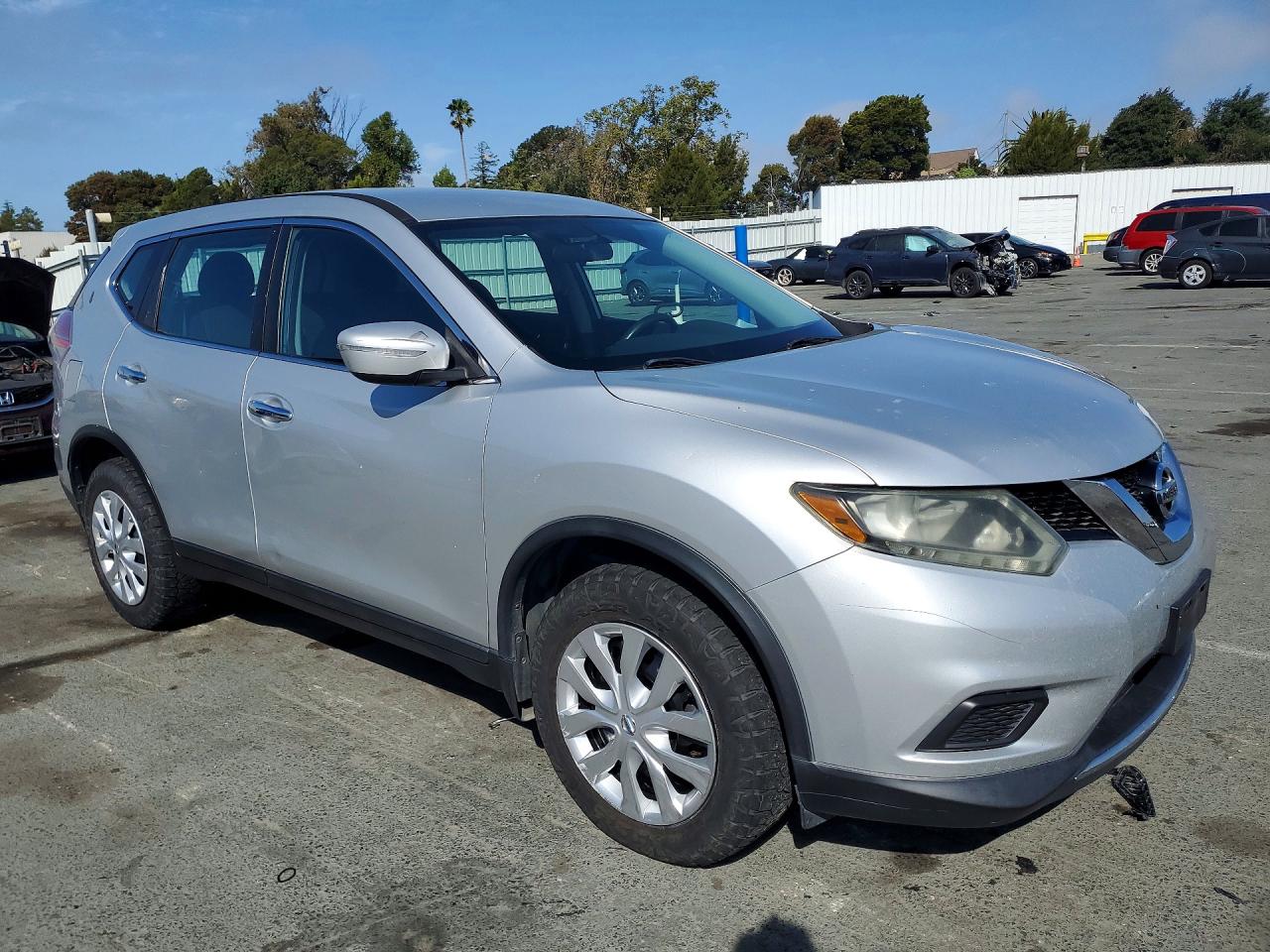 2014 Nissan Rogue S Silver vin: 5N1AT2MV3EC751186