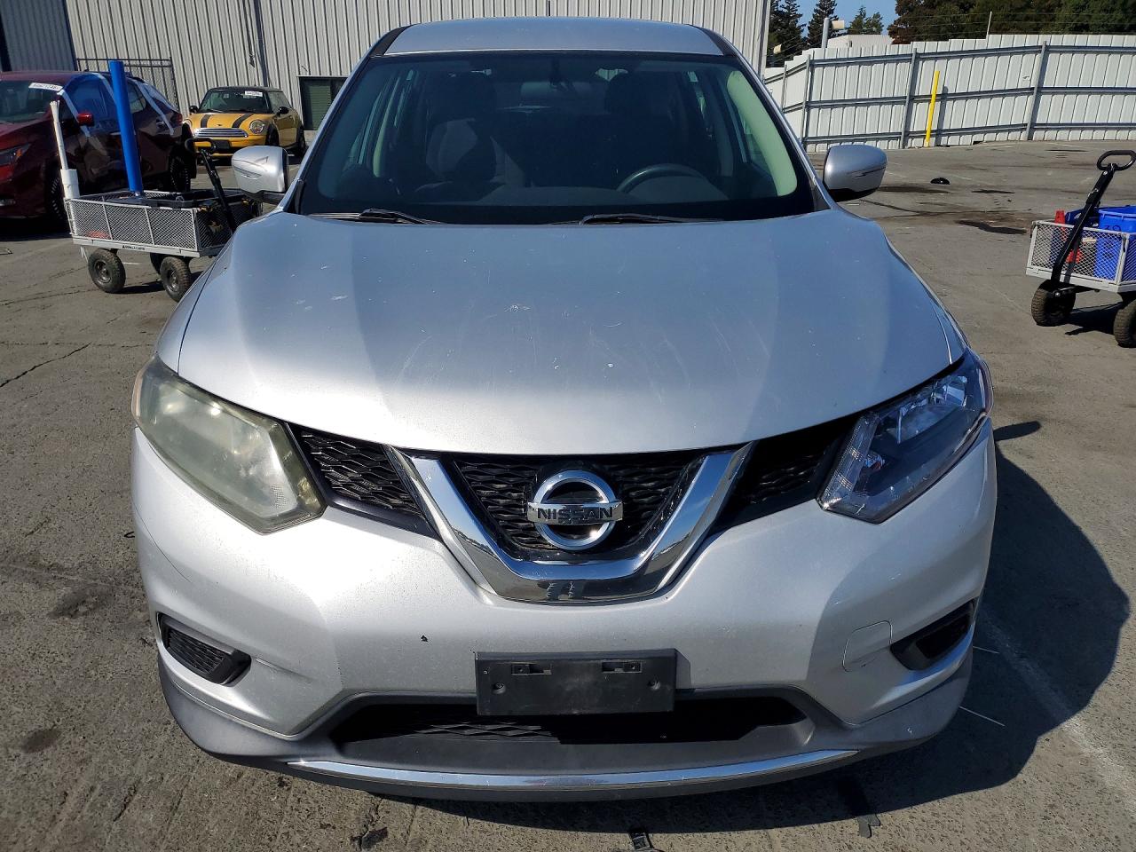 2014 Nissan Rogue S Silver vin: 5N1AT2MV3EC751186