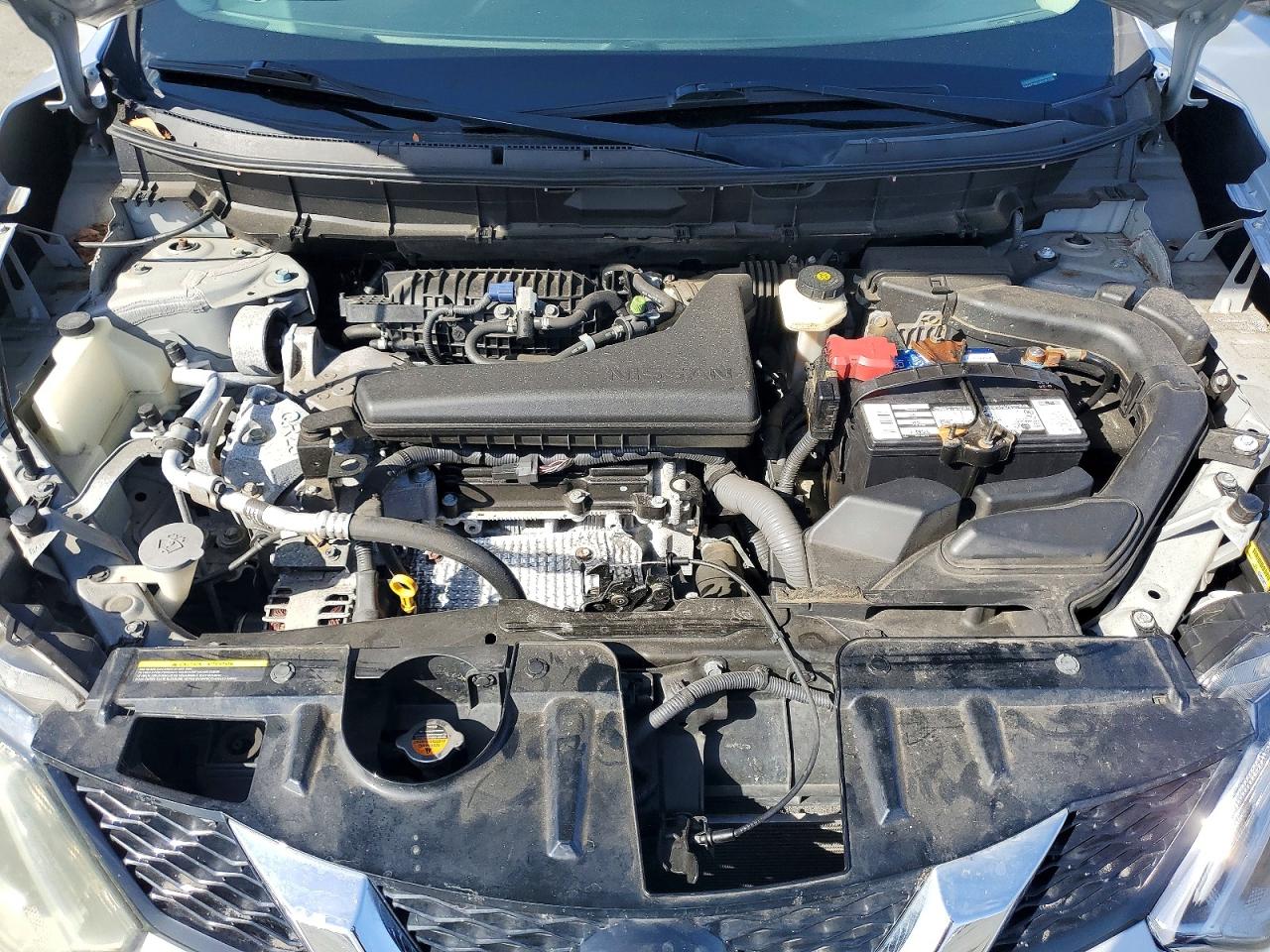 2014 Nissan Rogue S Silver vin: 5N1AT2MV3EC751186