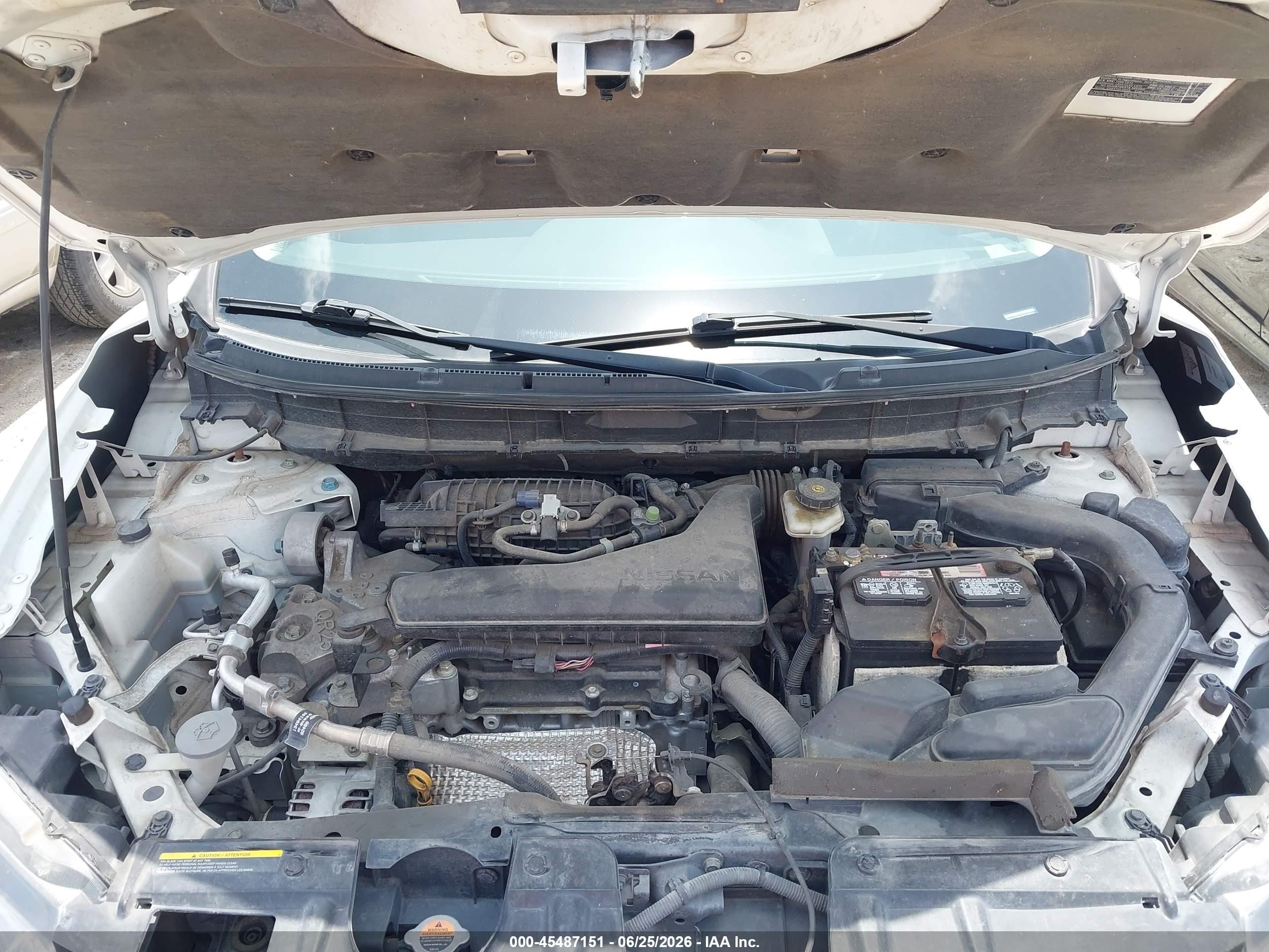 2014 Nissan Rogue S White vin: 5N1AT2MV3EC755741
