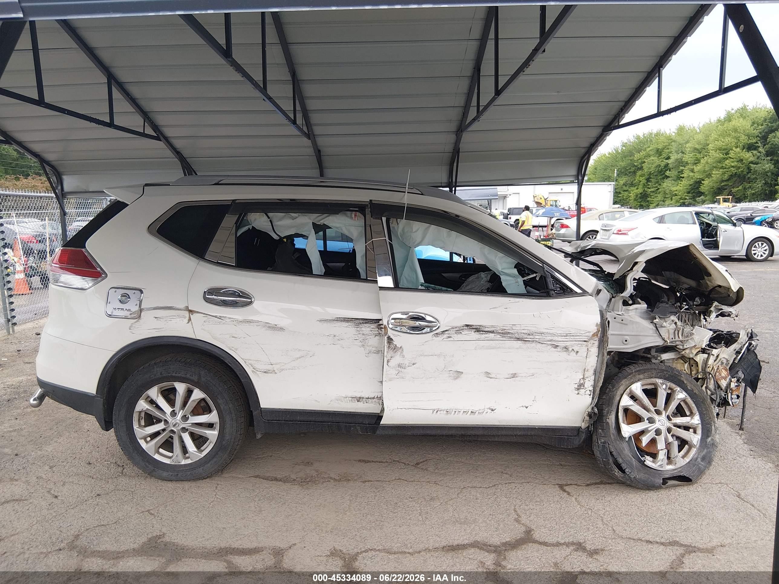 2014 Nissan Rogue Sv White vin: 5N1AT2MV3EC829062