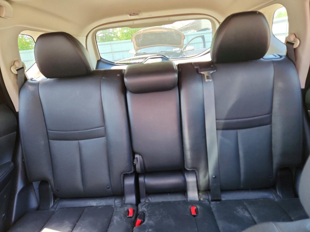 2014 Nissan Rogue S Красный vin: 5N1AT2MV3EC837758