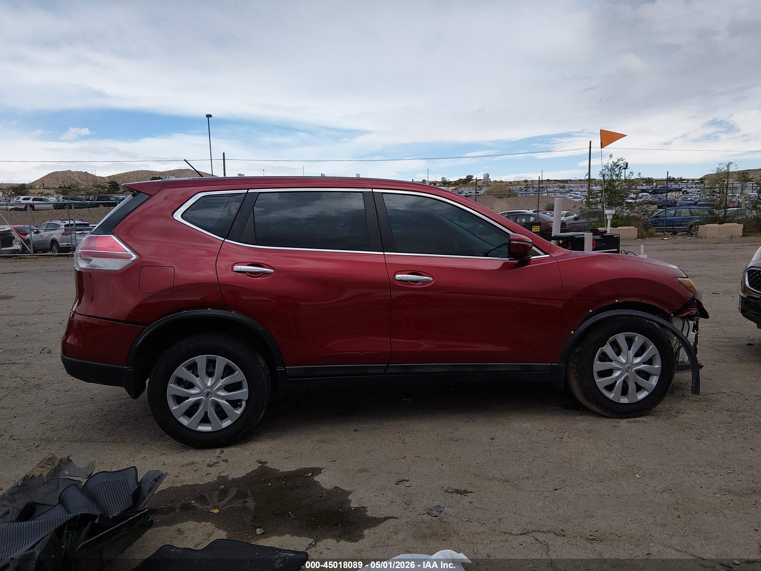 2014 Nissan Rogue S Red vin: 5N1AT2MV3EC869156