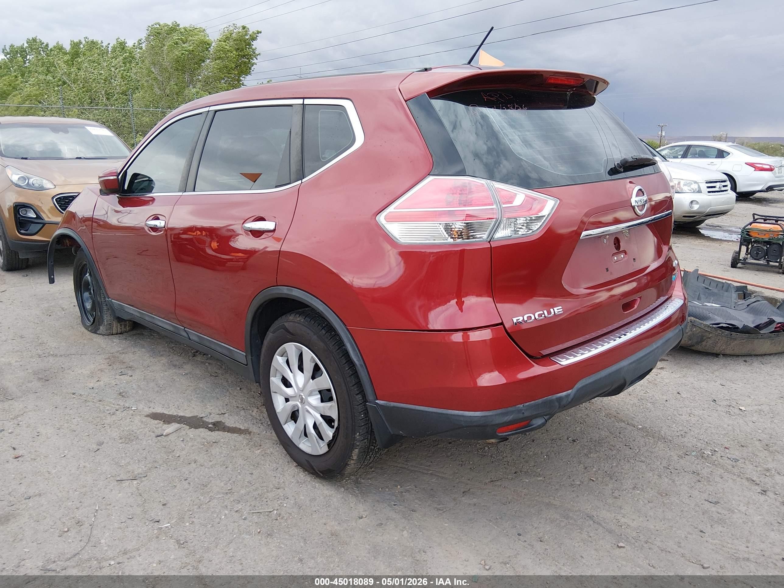 2014 Nissan Rogue S Red vin: 5N1AT2MV3EC869156