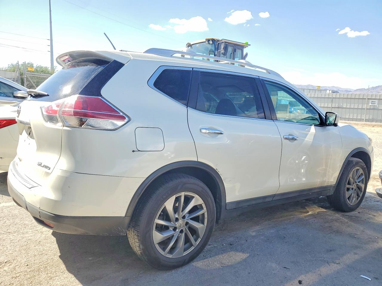2015 Nissan Rogue Sl White vin: 5N1AT2MV3FC824851