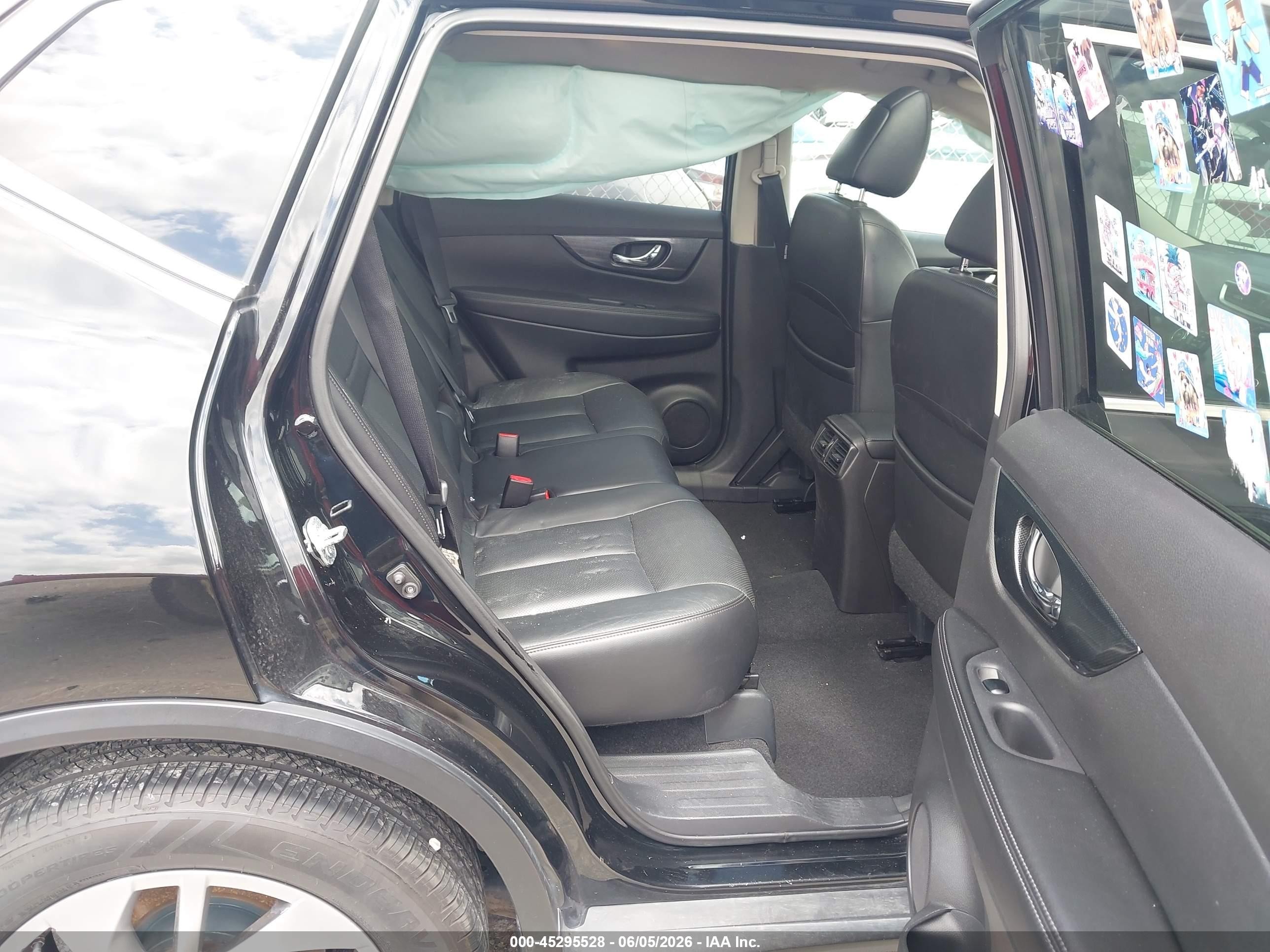 2015 Nissan Rogue Sl Черный vin: 5N1AT2MV3FC843626