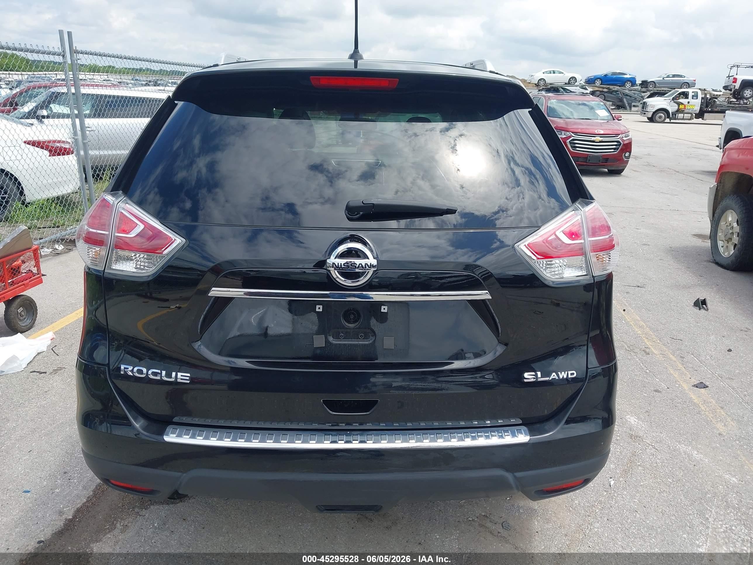 2015 Nissan Rogue Sl Черный vin: 5N1AT2MV3FC843626
