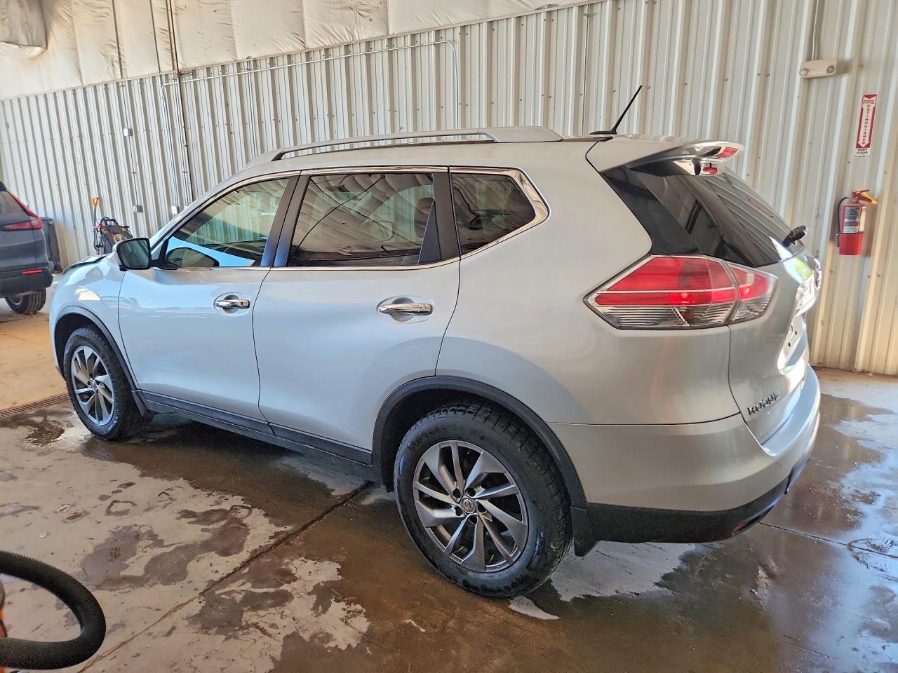 2015 Nissan Rogue Sl Silver vin: 5N1AT2MV3FC866355