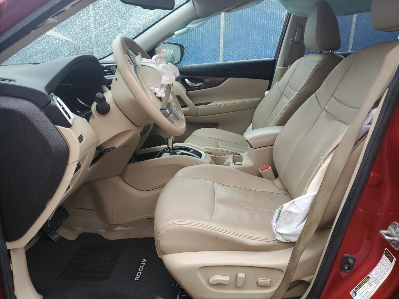 2015 Nissan Rogue S Red vin: 5N1AT2MV3FC881938
