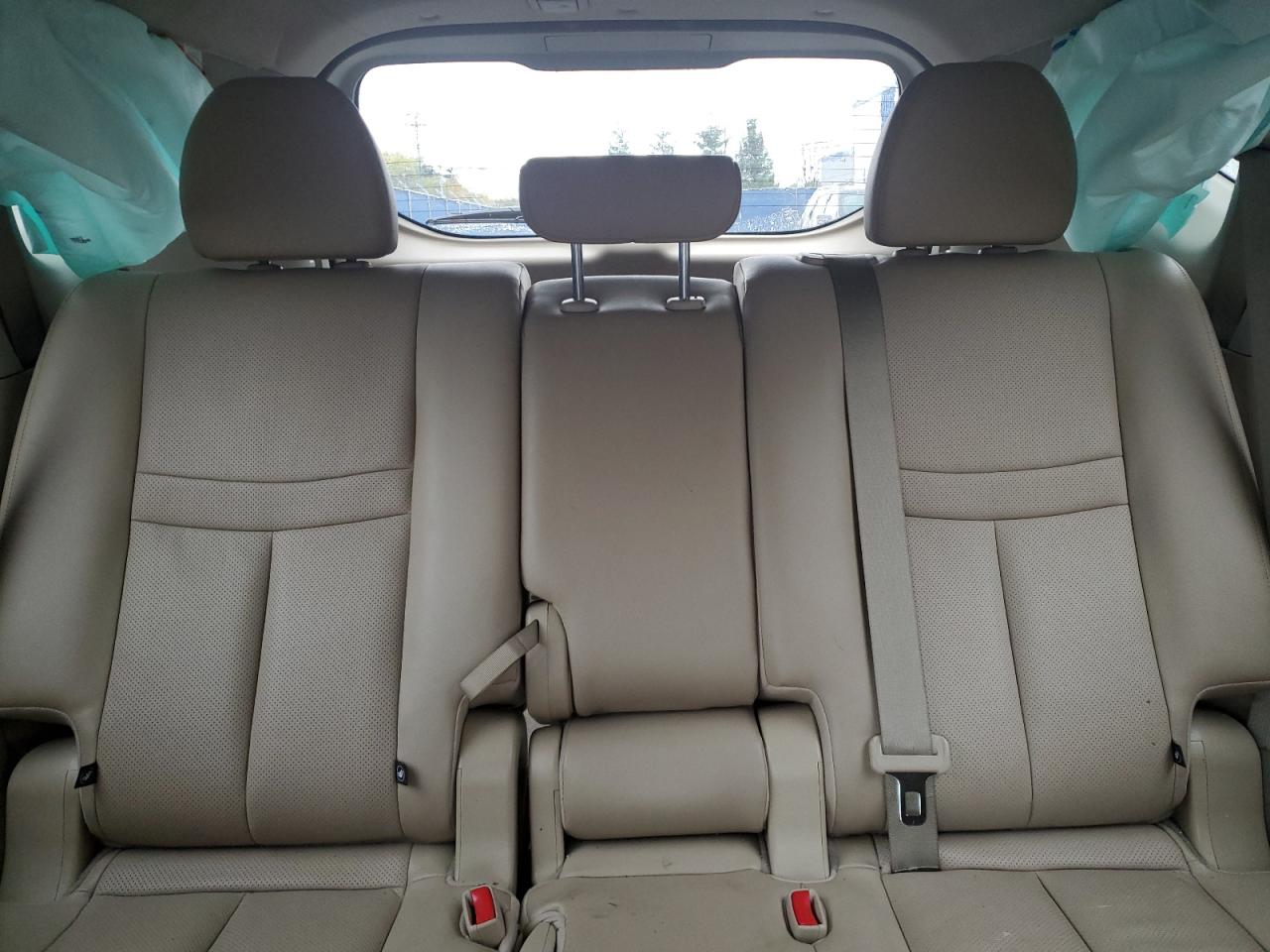 2015 Nissan Rogue S Red vin: 5N1AT2MV3FC881938