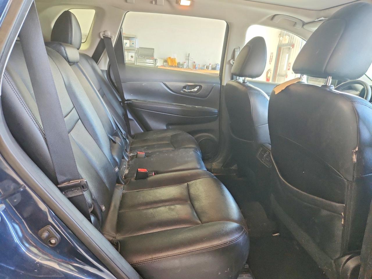 2015 Nissan Rogue Sl Черный vin: 5N1AT2MV3FC920656