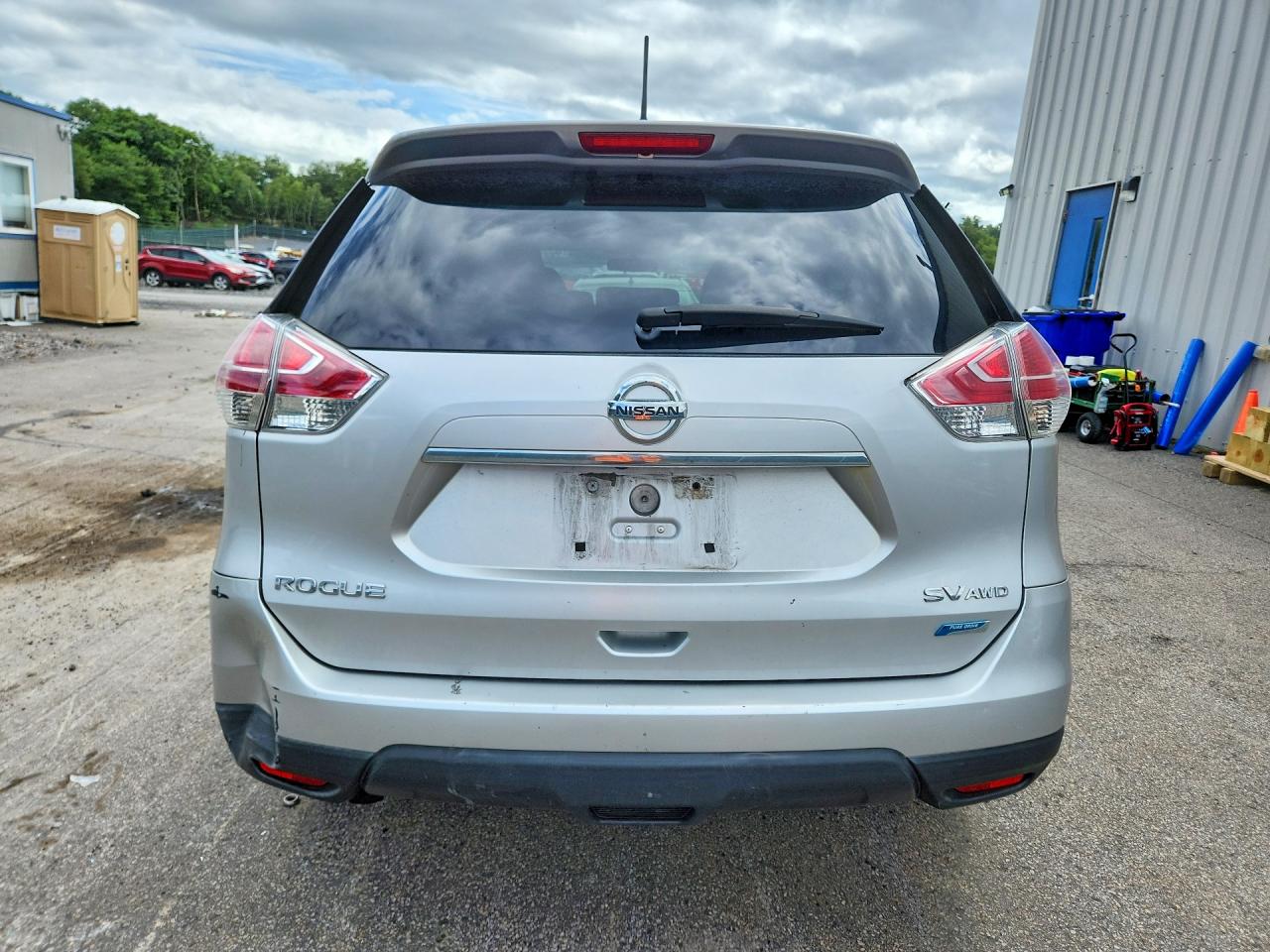 2014 Nissan Rogue Sv Серебряный vin: 5N1AT2MV4EC751813